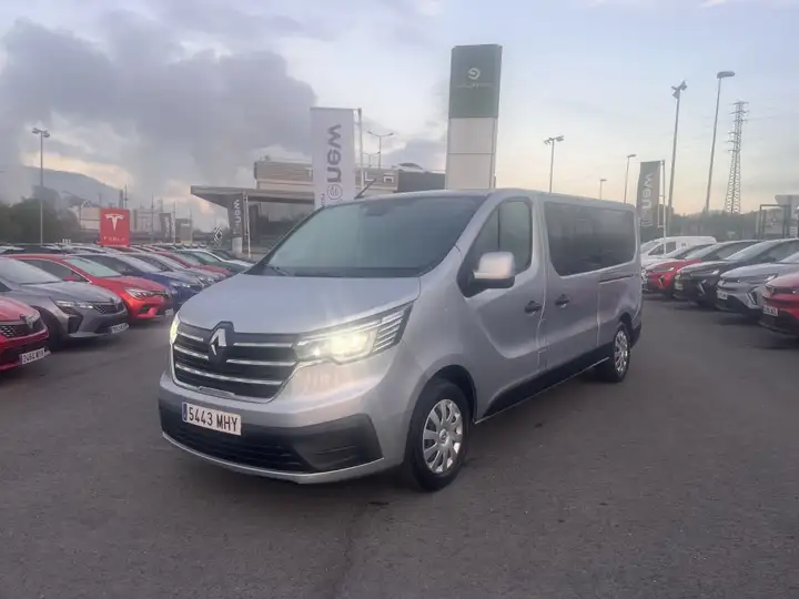 Renault Trafic 2.0dCi Energy Blue Authentic 4P Combi 2023