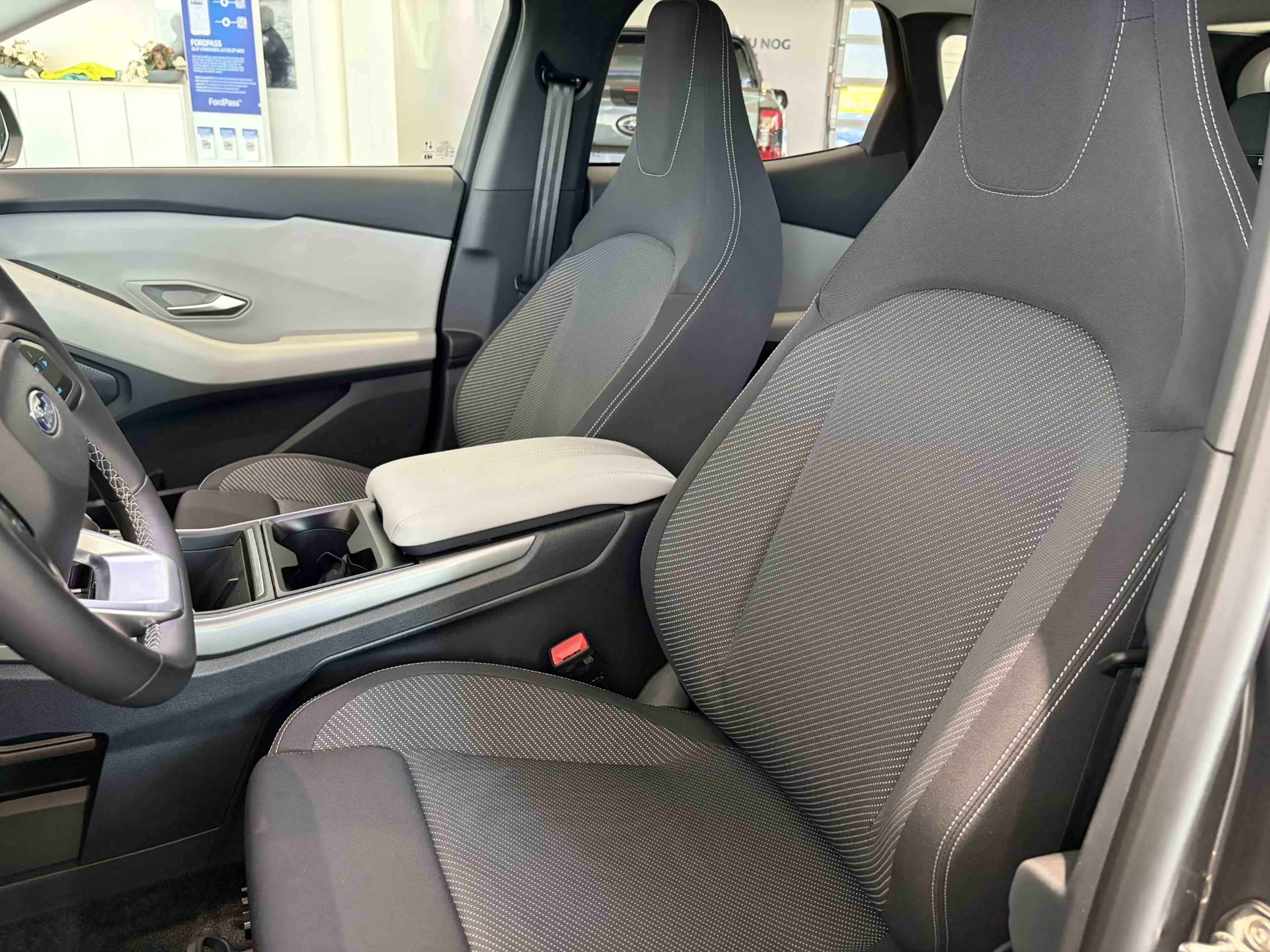 Ford Explorer Select Extended Range RWD 77 kWh TE BESTELLEN | AD — photo 11