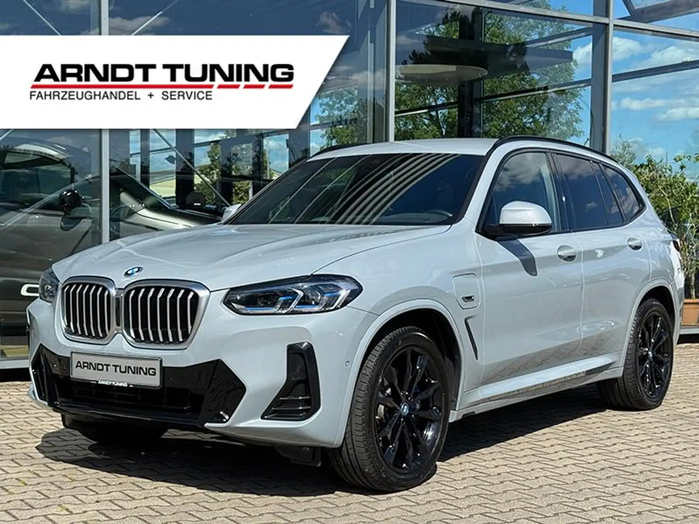 BMW X3 xDrive 30e M Sport Laser Navi Leder 20Zoll Grigio - 2