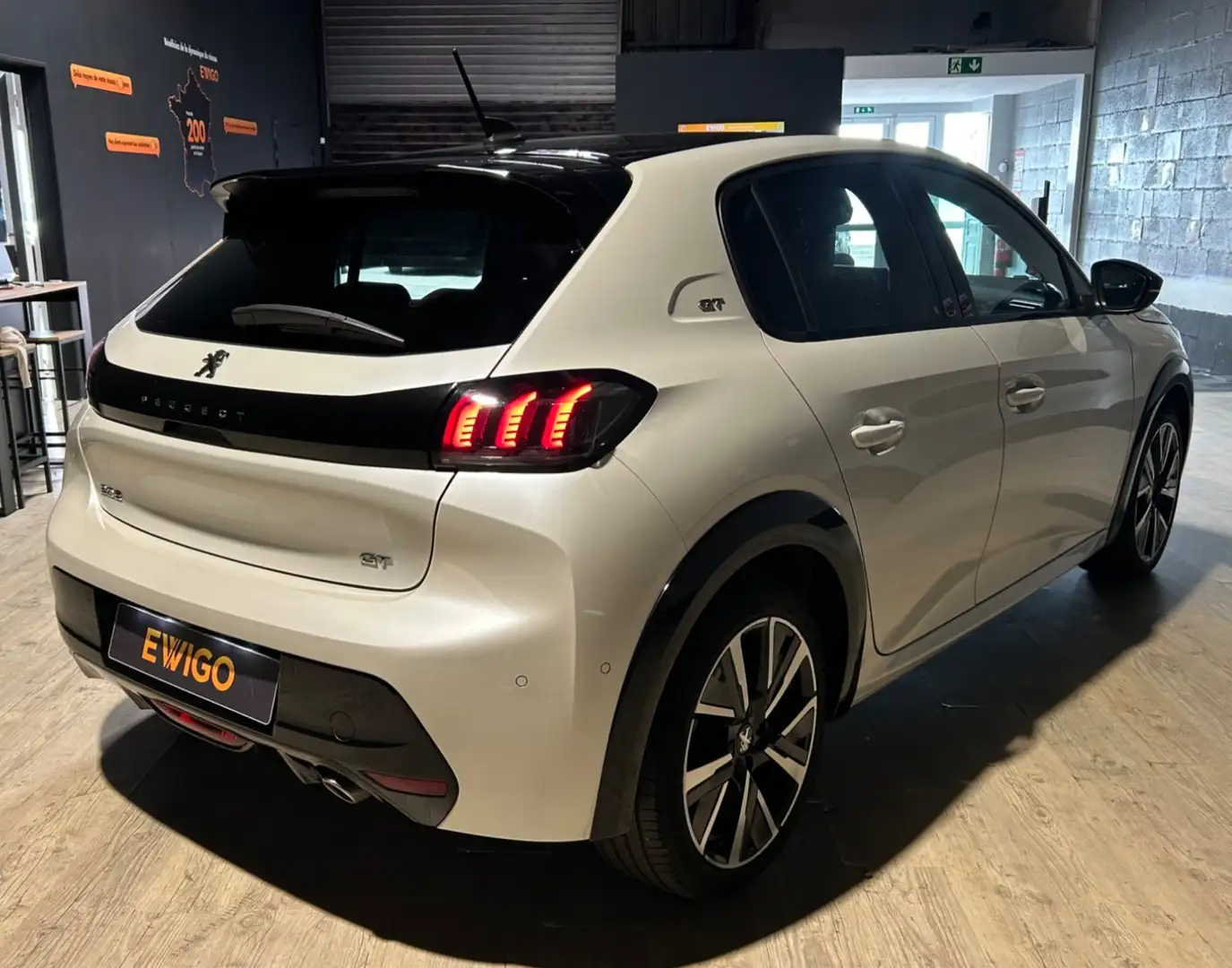 Peugeot 208 GENERATION-II 100ch GT EAT START-STOP - Suivi Peug - 2