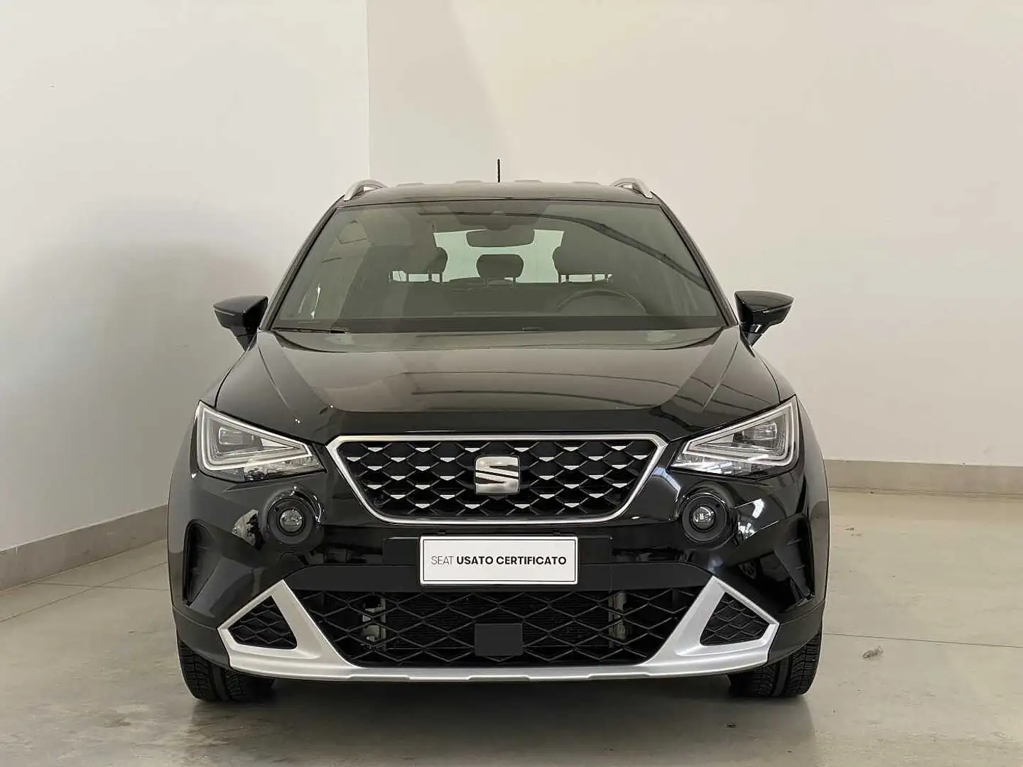 SEAT Arona 1.0 TGI FR Bianco - 2