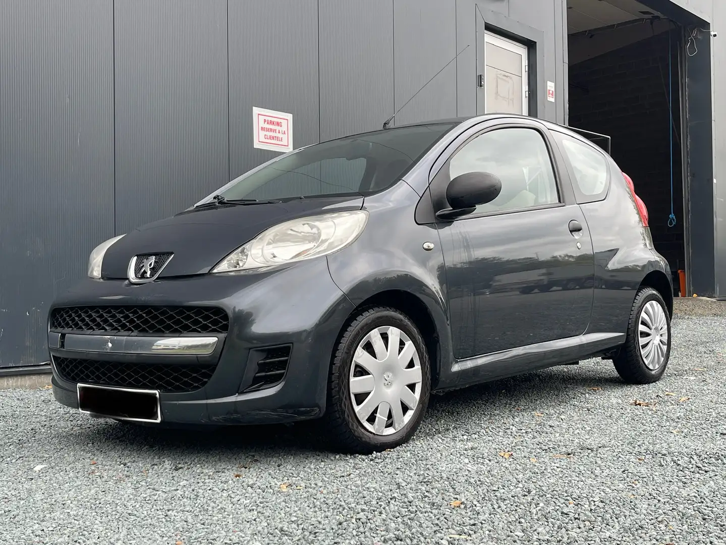 Peugeot 107 107 1.0i Trendy Grijs - 2