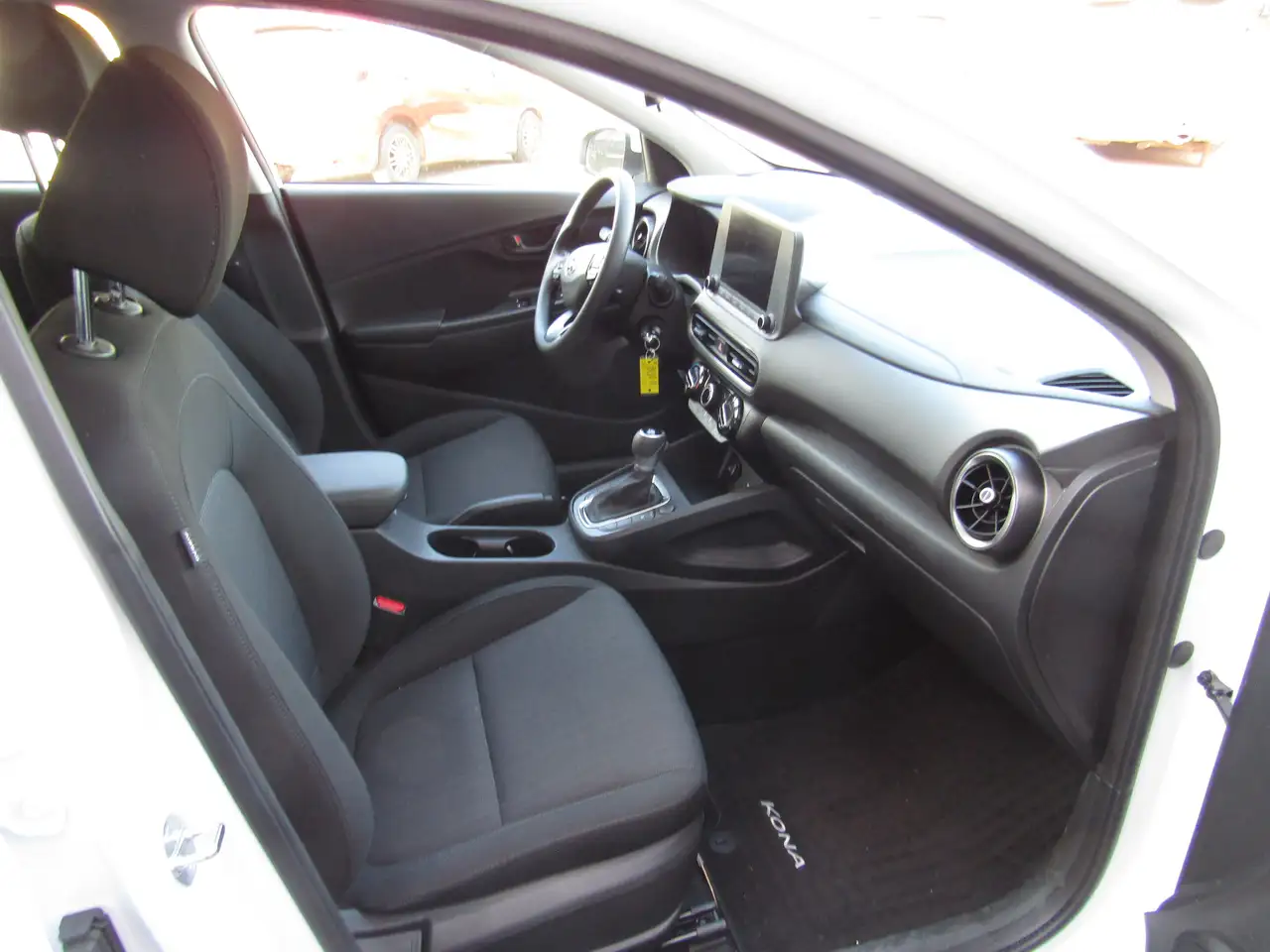 Hyundai KONA снимка Hyundai KONA