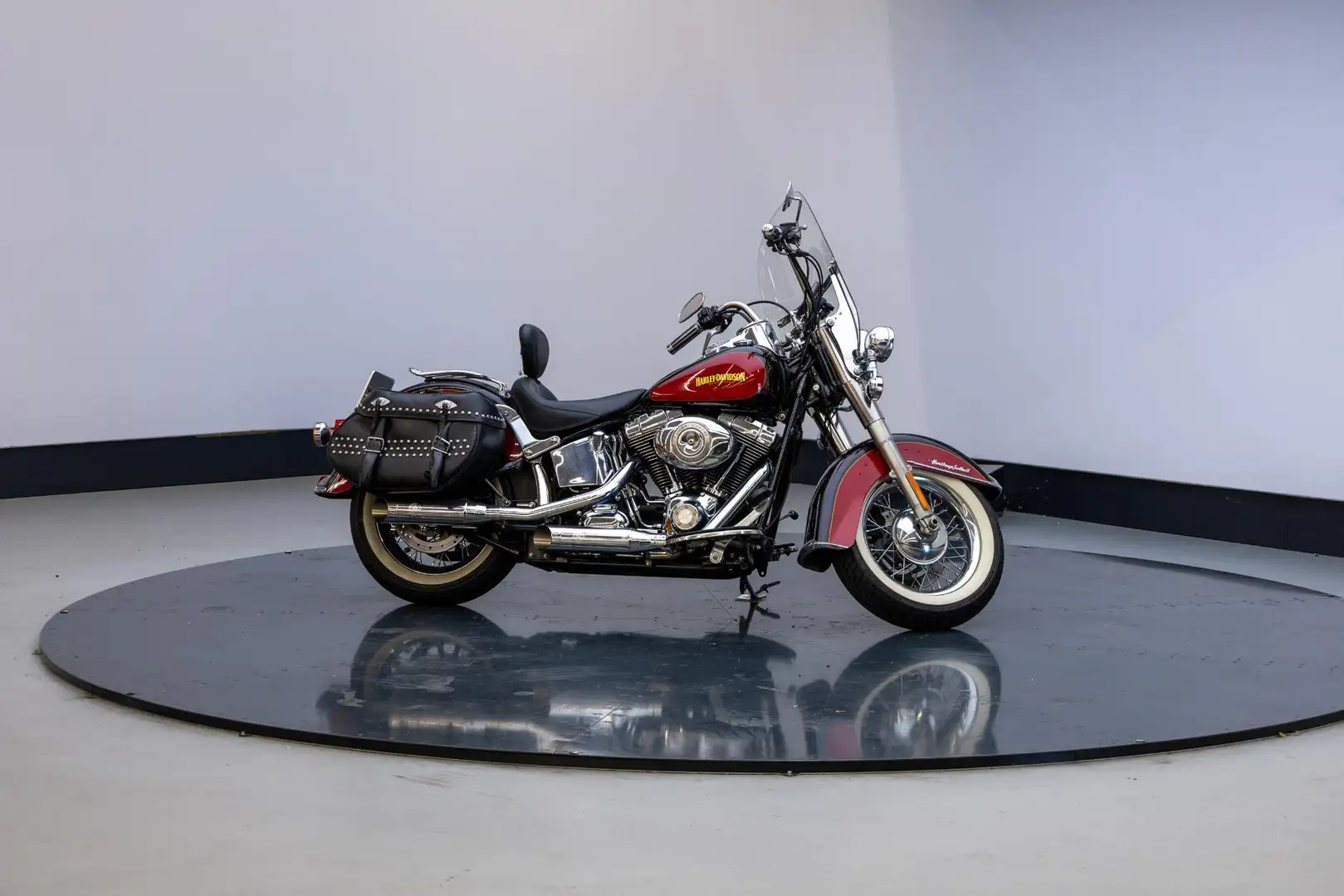 Harley-Davidson Heritage 96 FLSTC Classic Softail - 2