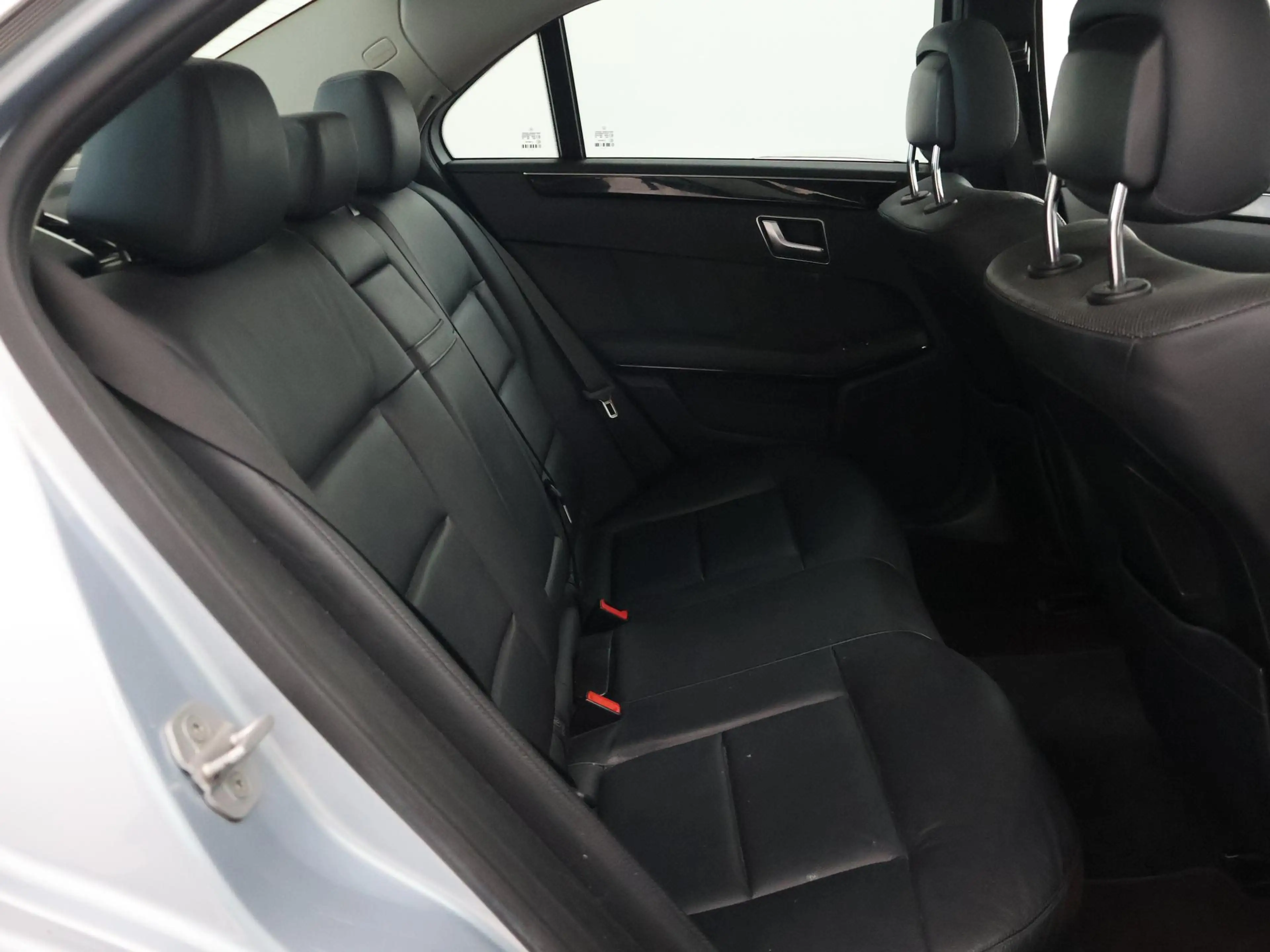 Mercedes-Benz E 350 CDI V6 265 PK + STOELVENTILATIE | DISTRONIC | SCHU — photo 11
