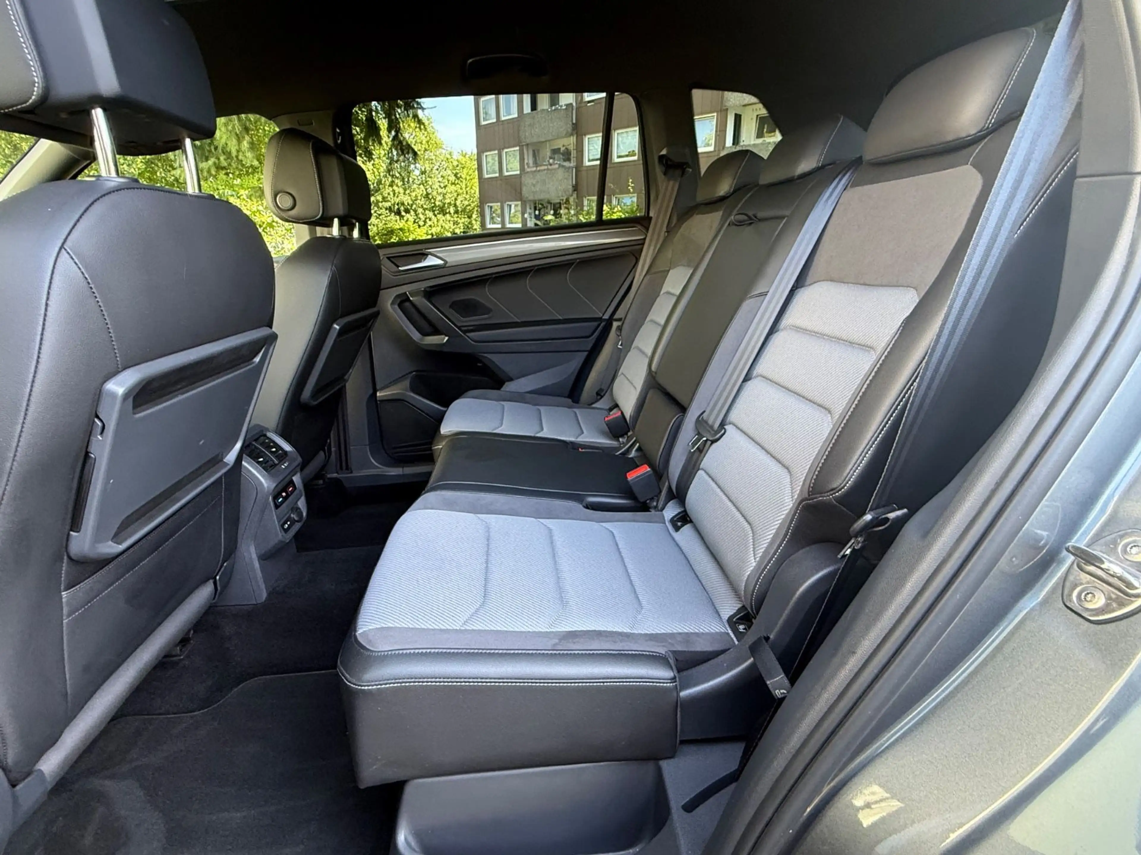 Volkswagen Tiguan Allspace TiguanAllsp.4Motion*R-Line*BlackStyle*Ahk*HeadUp — photo 13