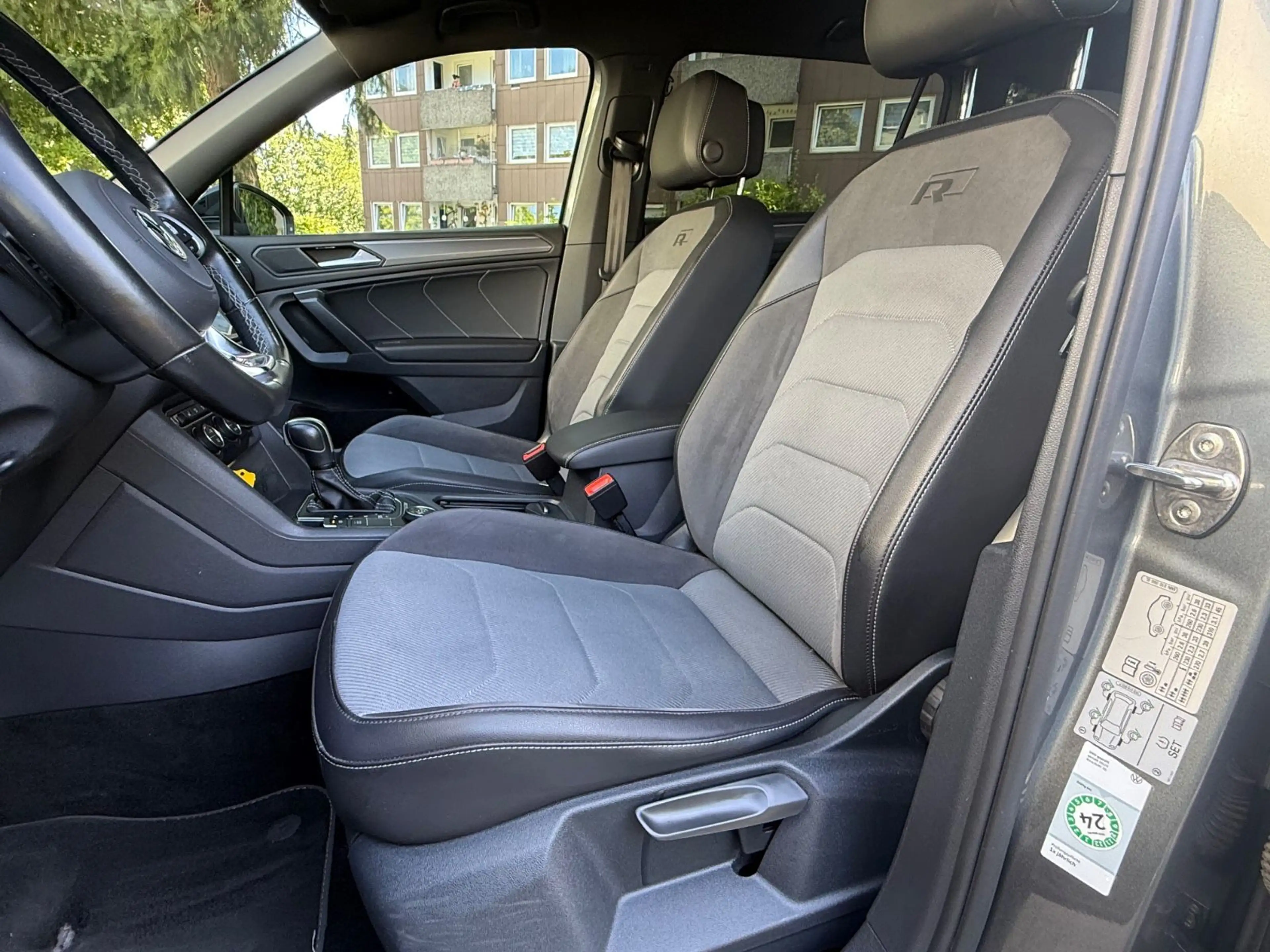 Volkswagen Tiguan Allspace TiguanAllsp.4Motion*R-Line*BlackStyle*Ahk*HeadUp — photo 10