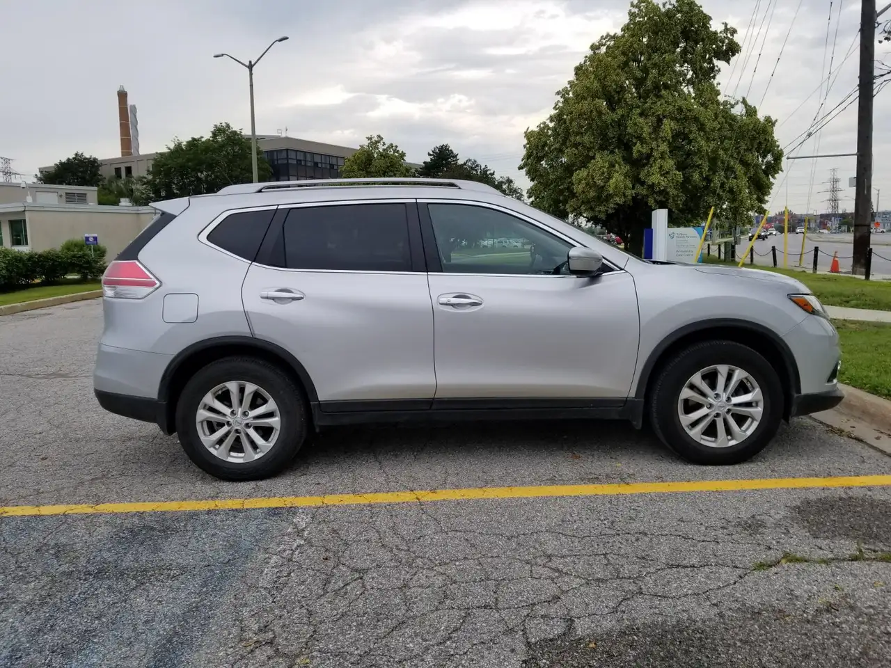Nissan Rogue снимка Nissan Rogue