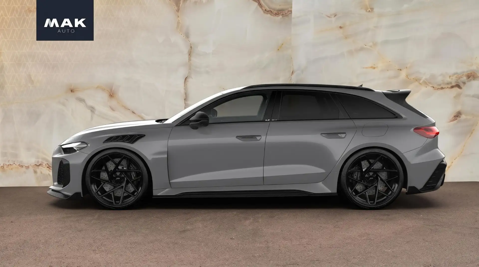 아우디 RS5 2.9 TFSI Plug-in Hybrid 2026 블랙 사진 3