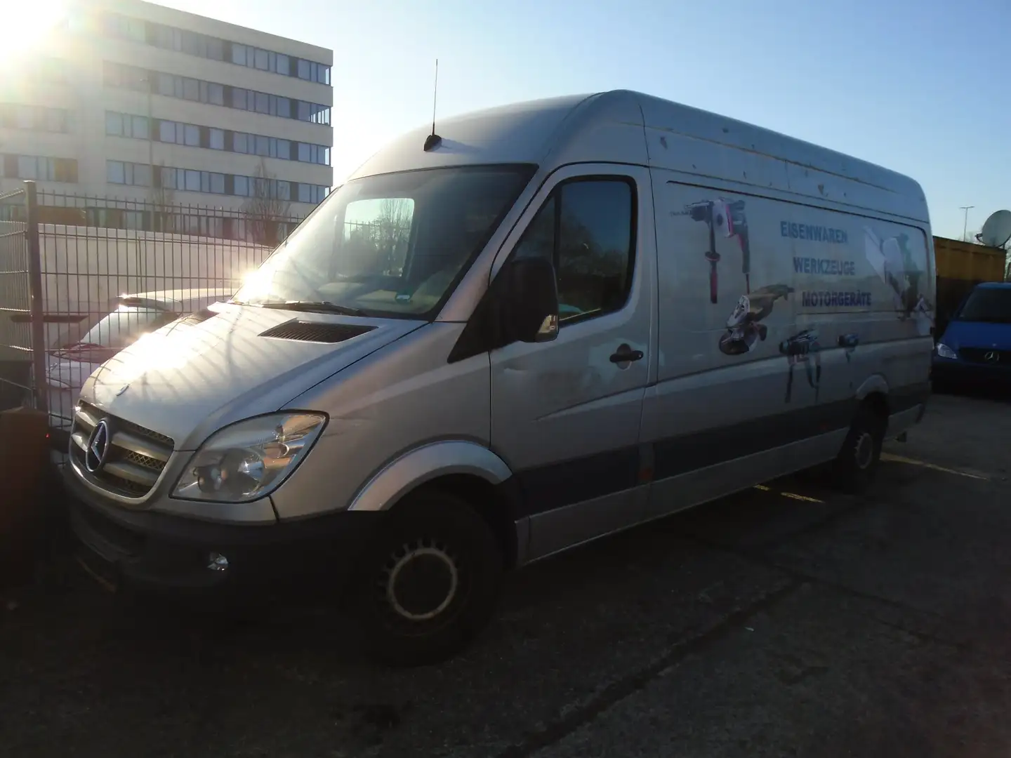 Mercedes-Benz Sprinter 310/311/313/314/316 CDI (906.631/633/635/637) Grau - 2