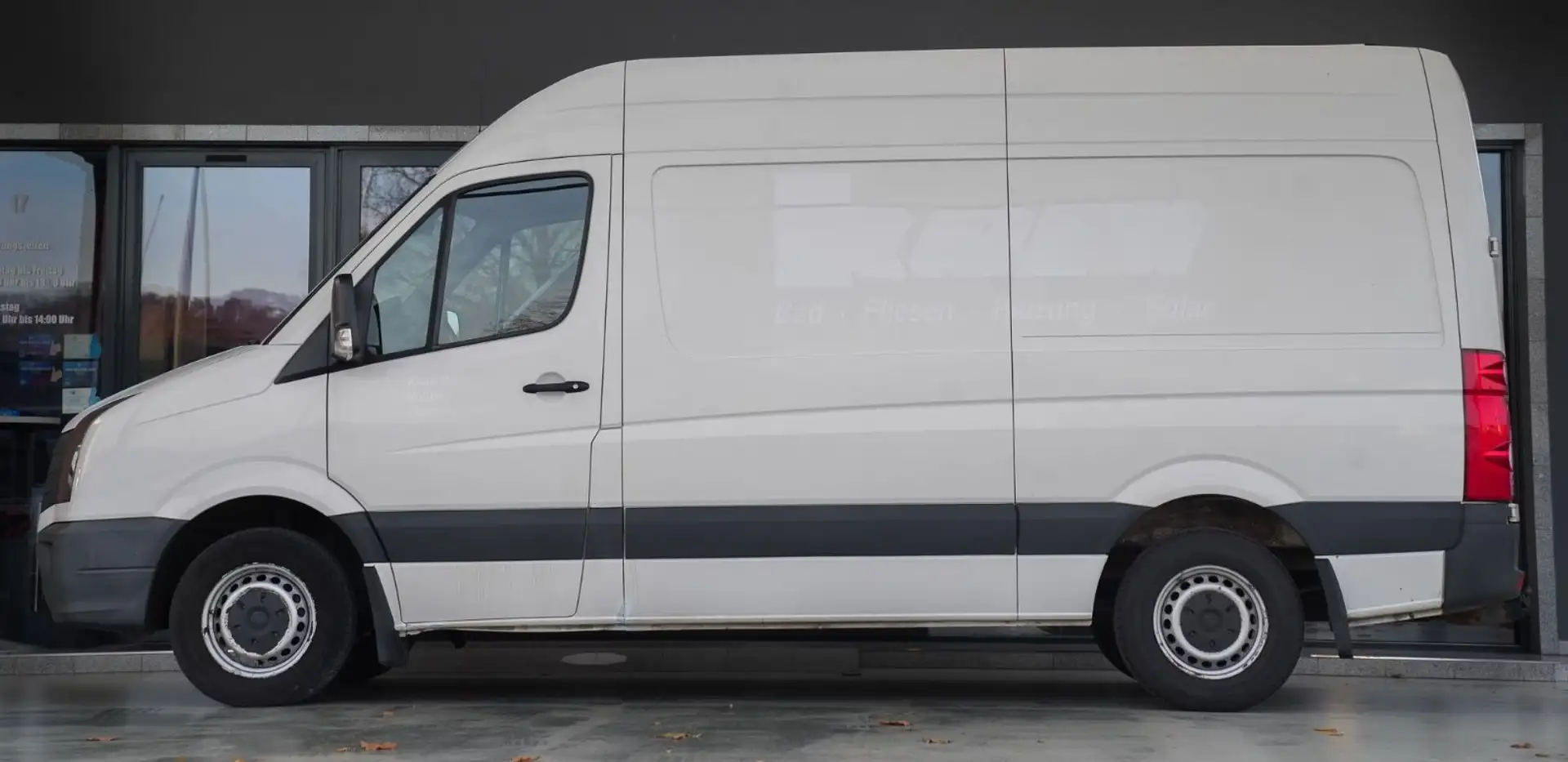 Volkswagen Crafter Kasten L2H2 *1.Hand/TÜV 01/2027/AHK* Weiß - 2