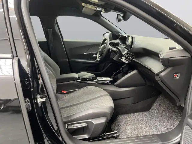 Peugeot 2008 view 13