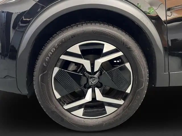 Peugeot 2008 view 10