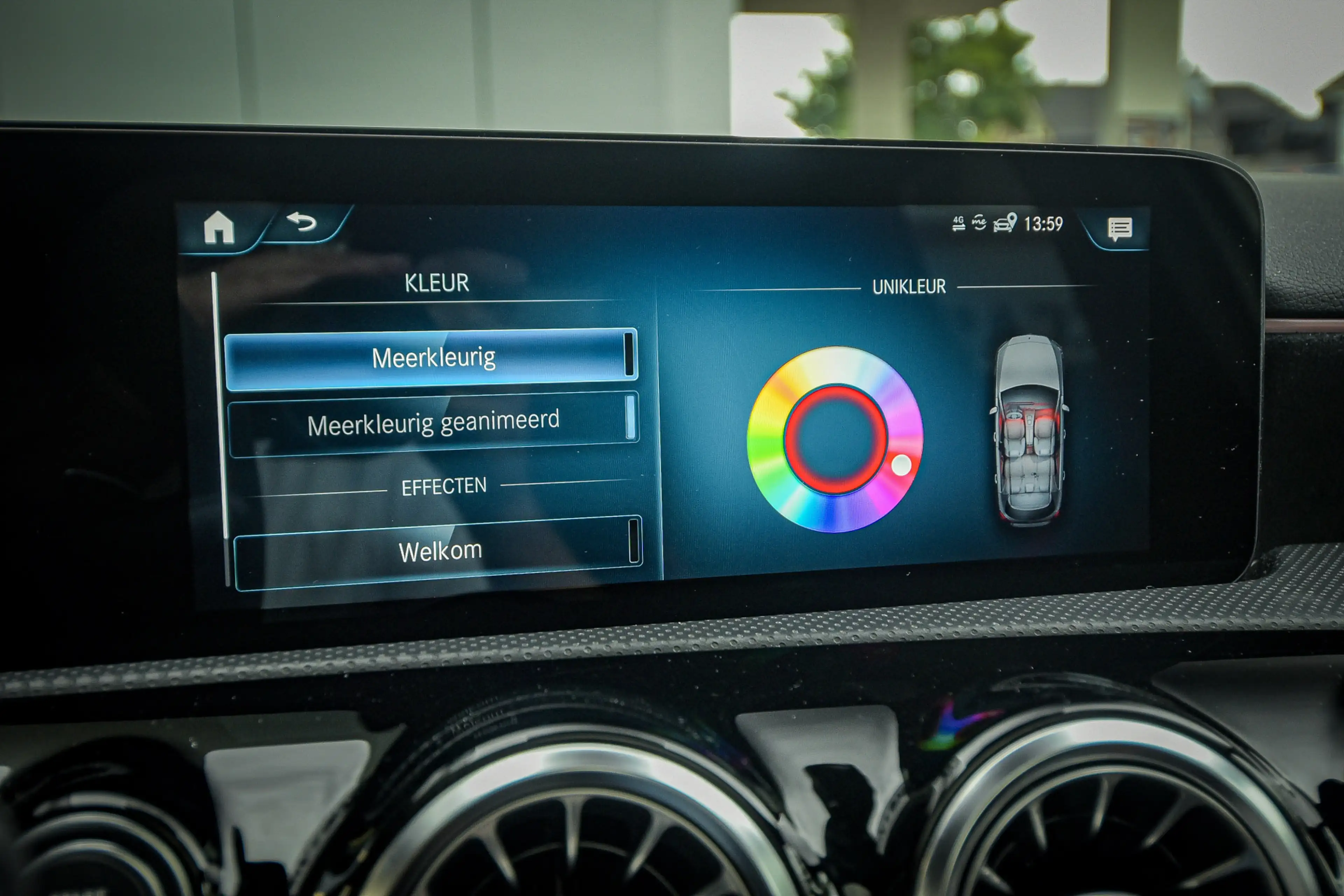 Mercedes-Benz A 35 AMG 4MATIC Premium — photo 14