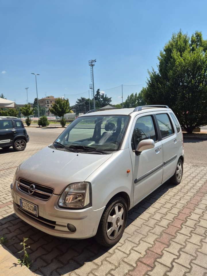 Opel Agila 1.2 16V Comfort