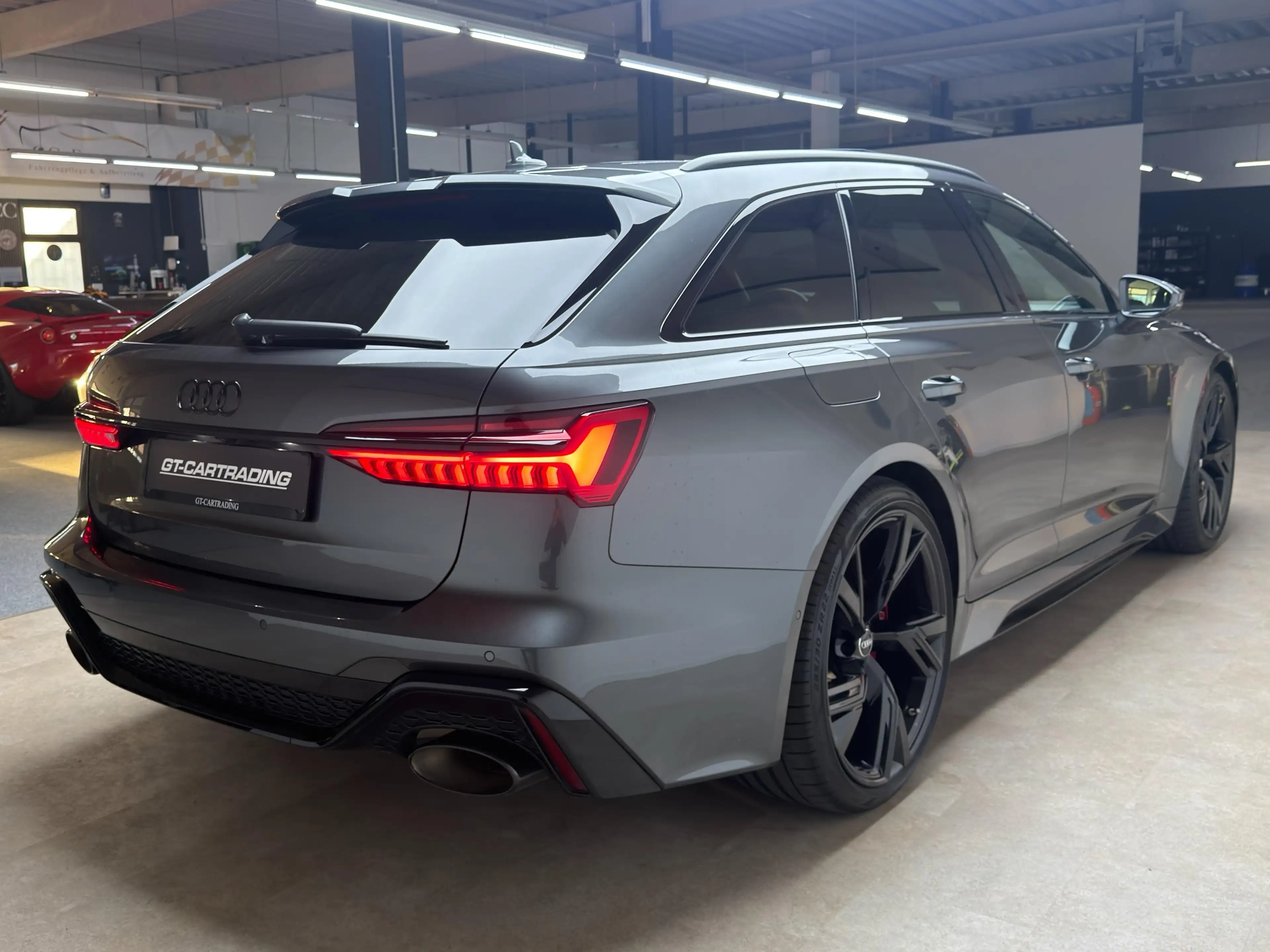 Audi RS6 Pano, Head Up, Laser B&O P., Audi Garantie 06.27, Wartungs-Paket, TOP — photo 2