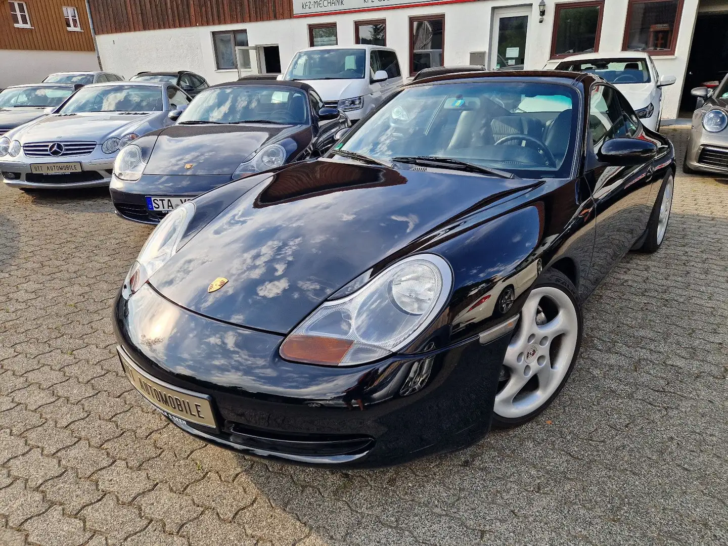 Porsche 996 CARRERA 4 COUPE "SERVICE NEU" BRD,SCHECKHEFT Schwarz - 1