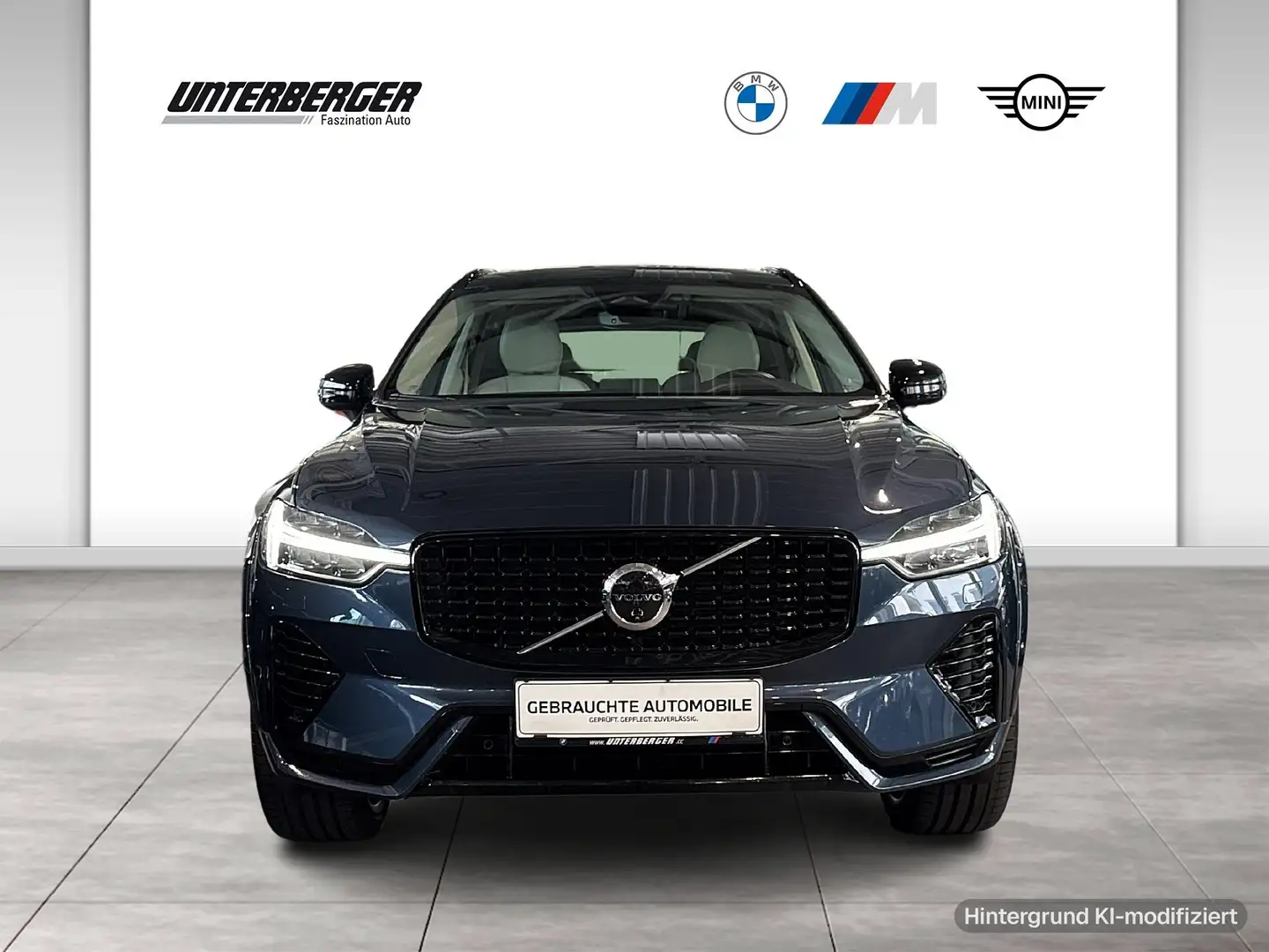 Volvo XC60 T6 AWD Ultra Dark Head-Up Blau - 2