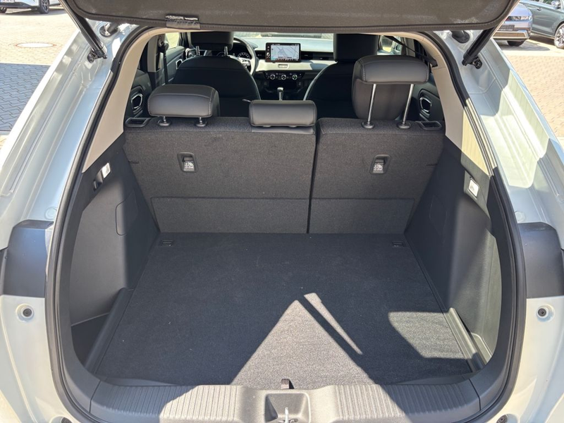 Honda HR-V e:HEV 1.5 i-MMD Hybrid Advance — photo 12