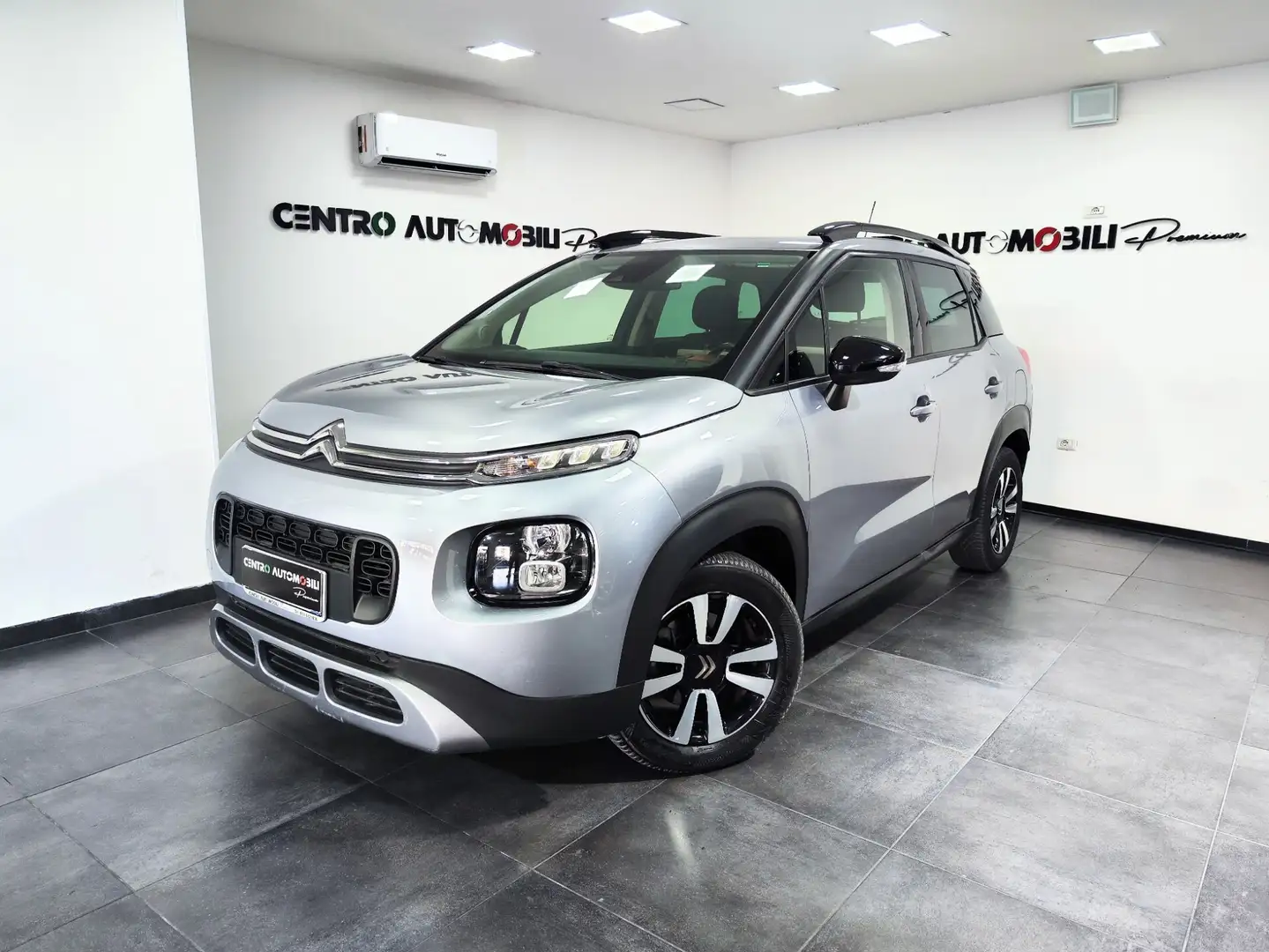 Citroen C3 Aircross C3 Aircross BlueHDi 120 S&S EAT6 Shine AUTOMATICA Gris - 1