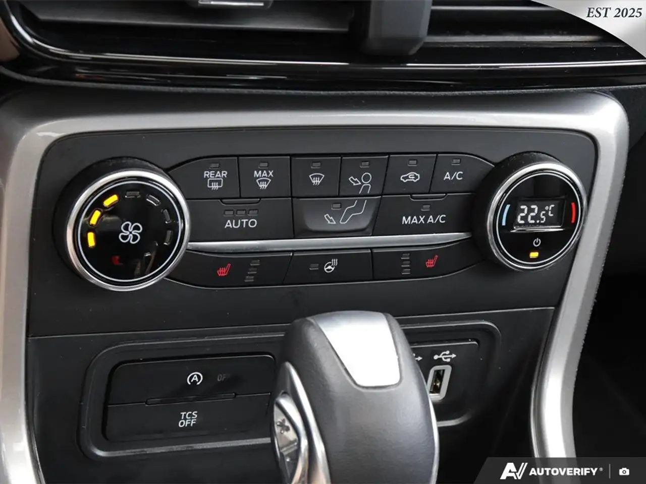 Ford EcoSport photo Ford EcoSport