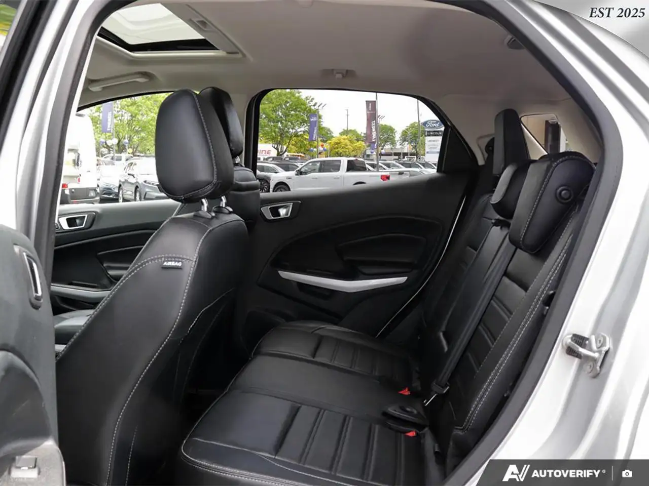 Ford EcoSport photo Ford EcoSport