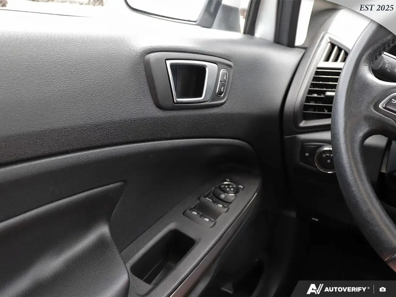 Ford EcoSport снимка Ford EcoSport
