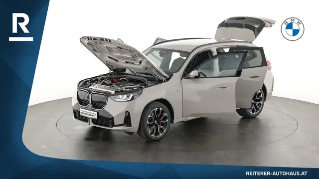 BMW X3 view 9