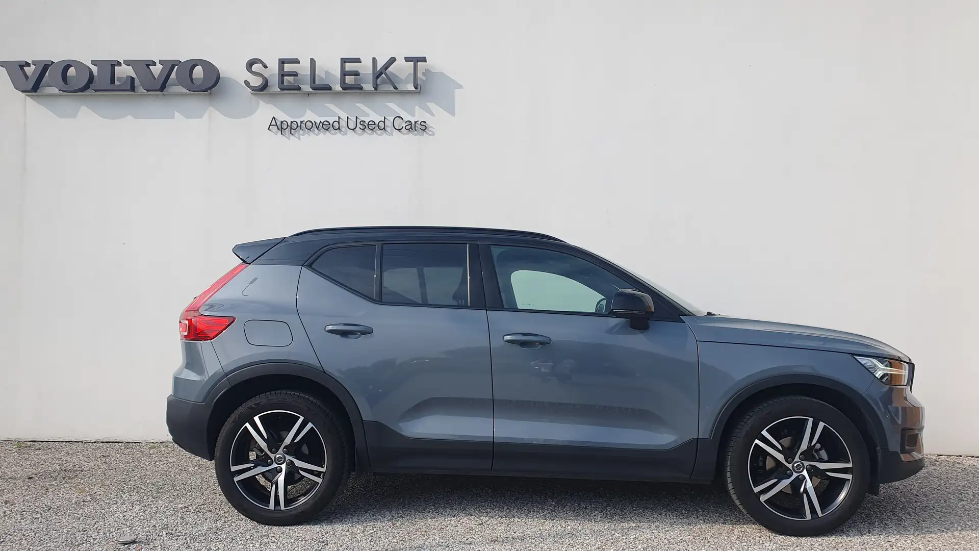 Volvo XC40 XC40 1.5 t3 R-design 163cv auto my21 Grau - 2