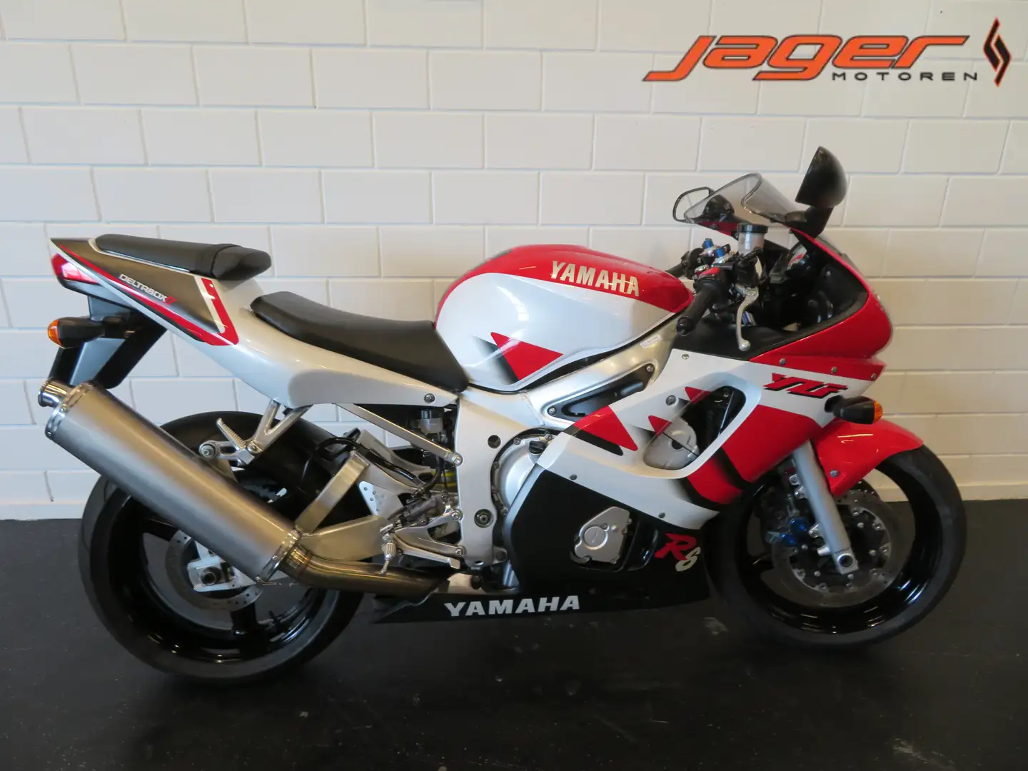Yamaha YZF-R6 SUPER ZELDZAAM STRAK! Rood - 1