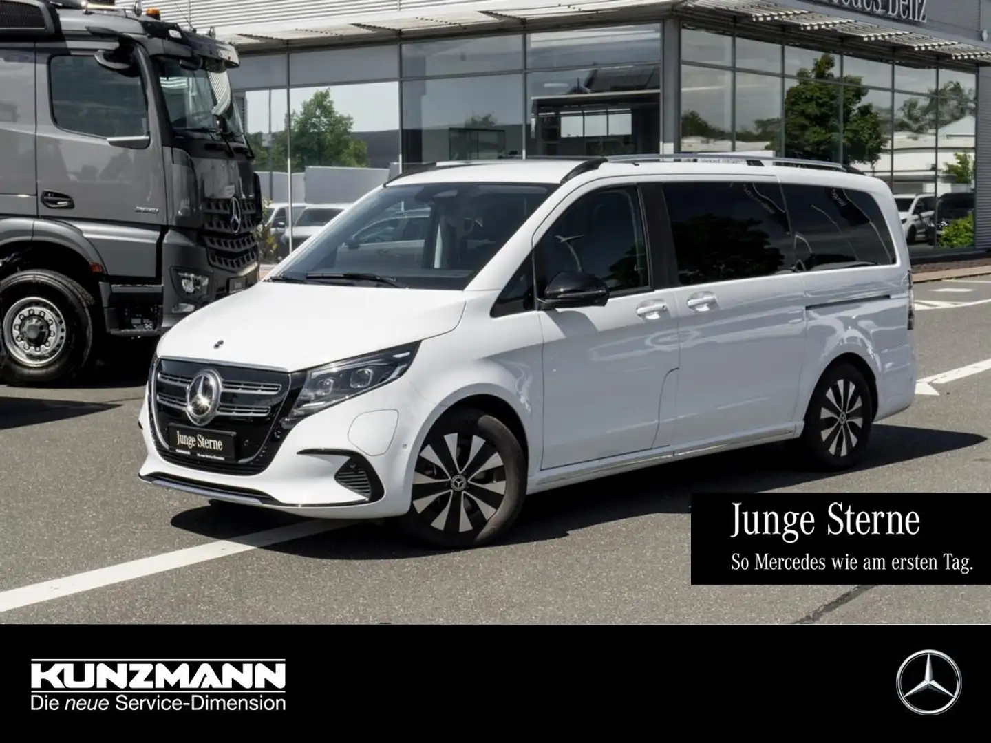 Mercedes-Benz EQV 300 Lang MBUX Navi Panorama 360° NP 99.362 € Weiß - 1