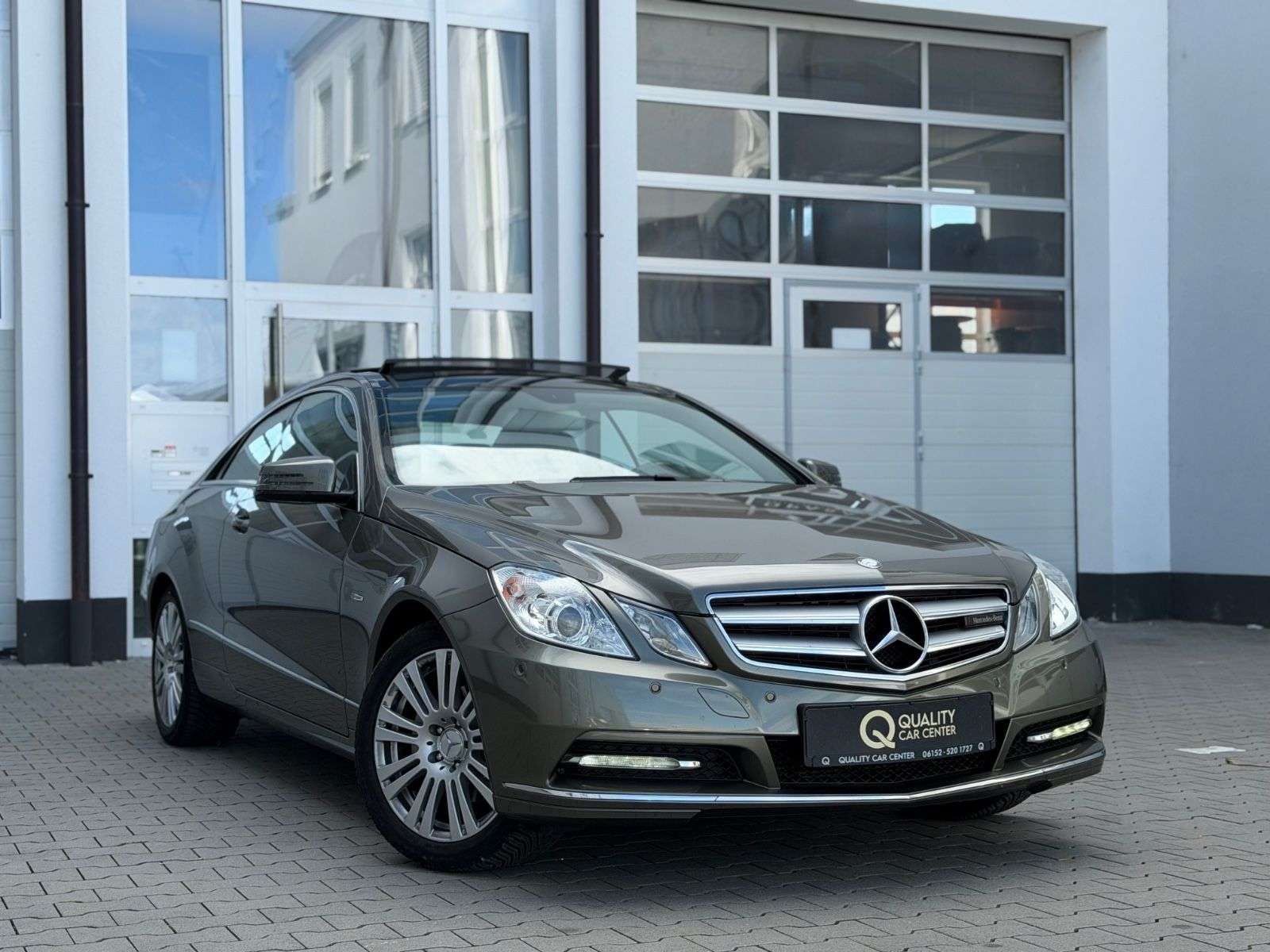Mercedes-Benz E 200