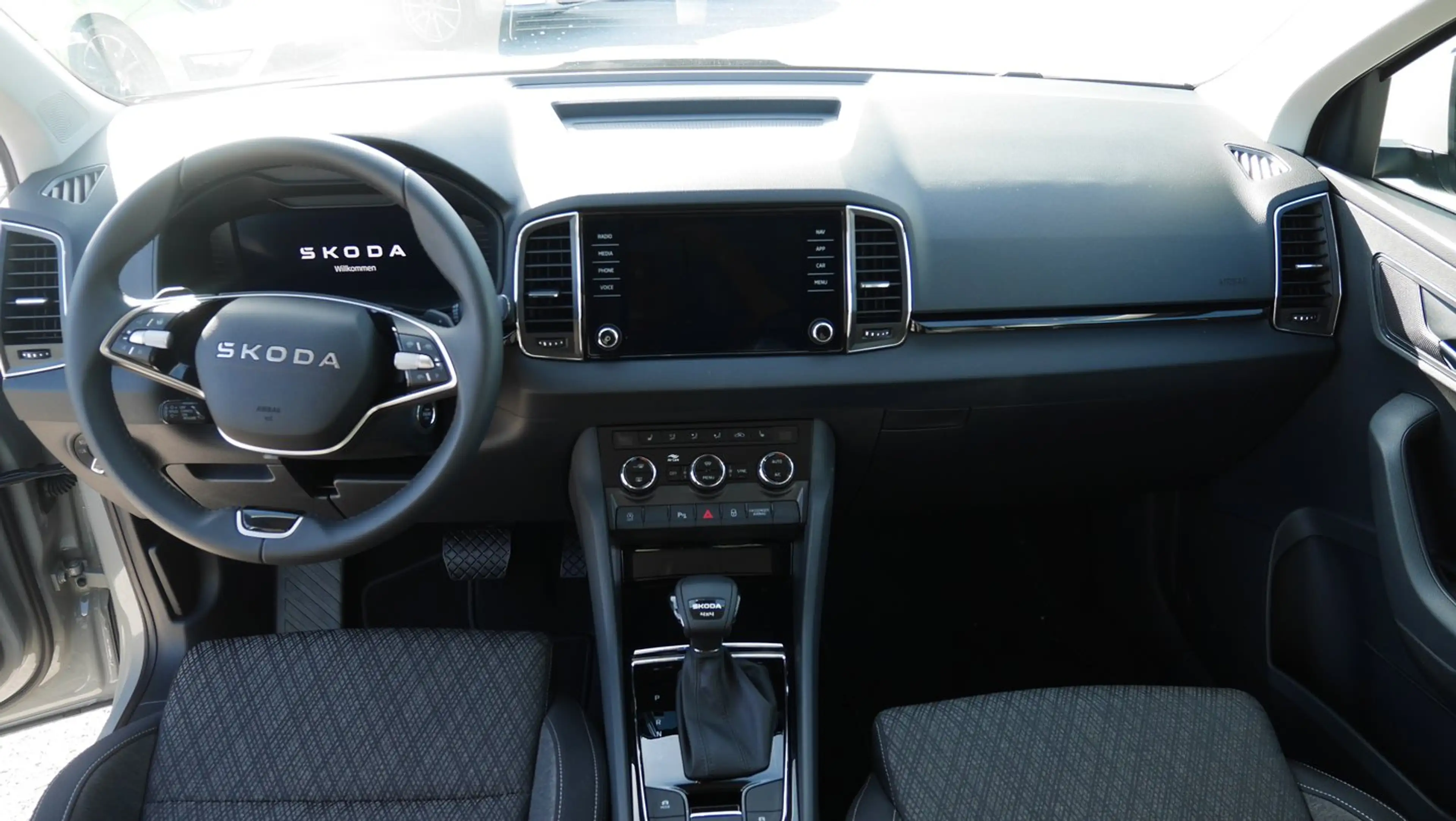 Skoda Karoq 4x4 Selection TDI DSG — photo 5