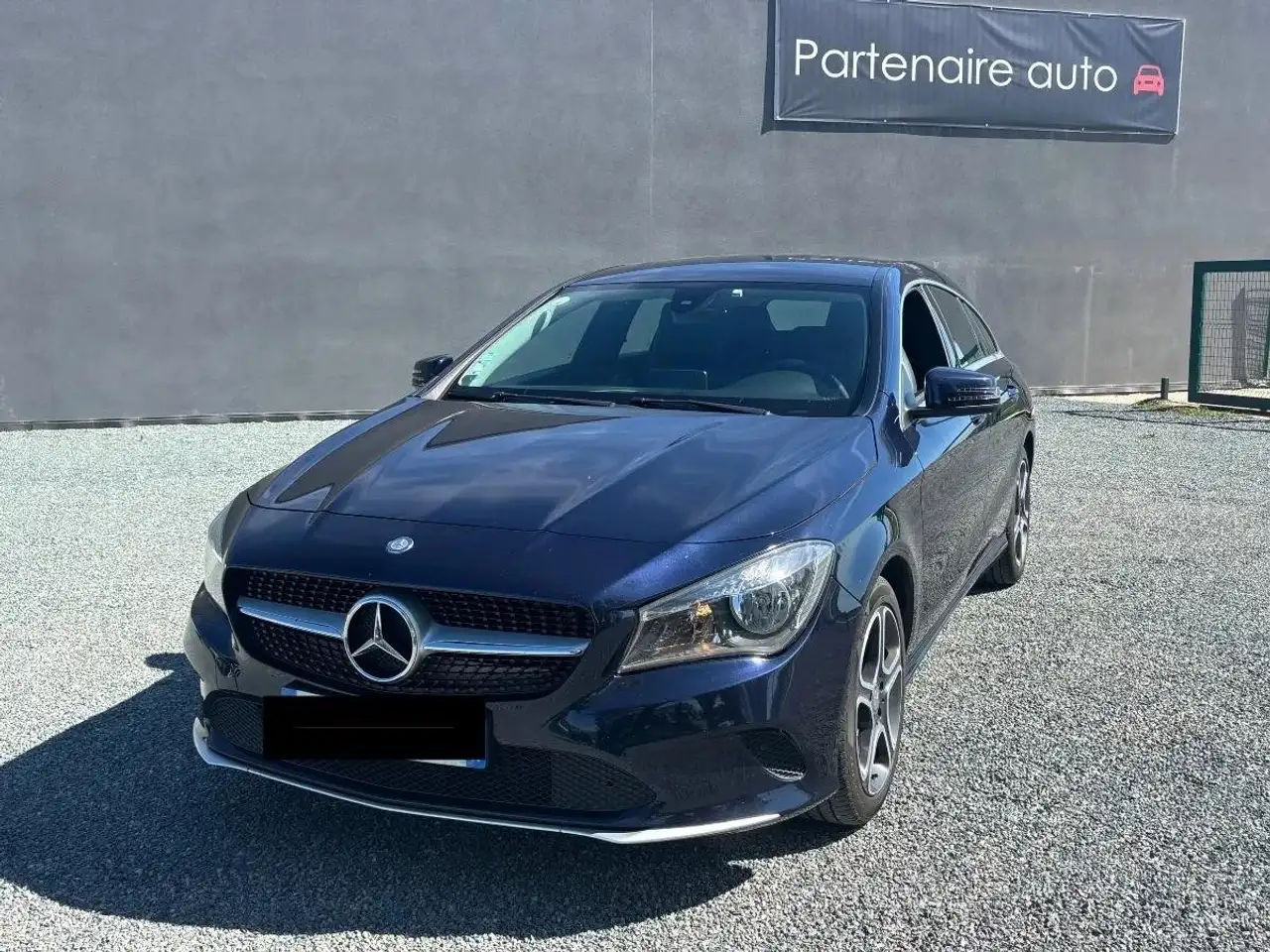 Mercedes-Benz CLA 180