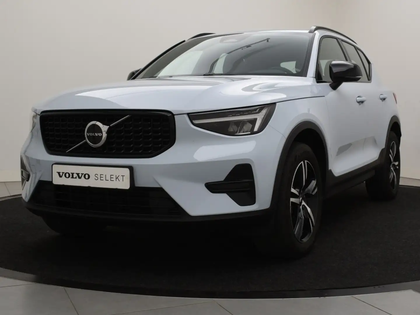 Volvo XC40 B4 AUT(7) PLUS DARK HARMAN KARDON TREKHAAK ACC BLI Blauw - 2