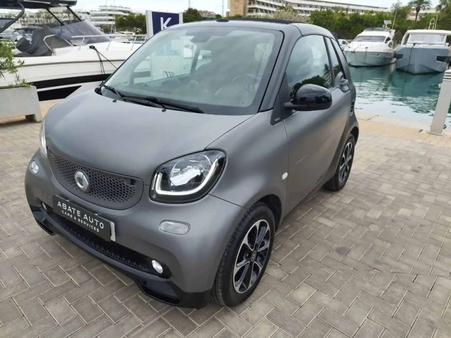 smart forTwo Cabrio 52 Aut. Grijs - 2