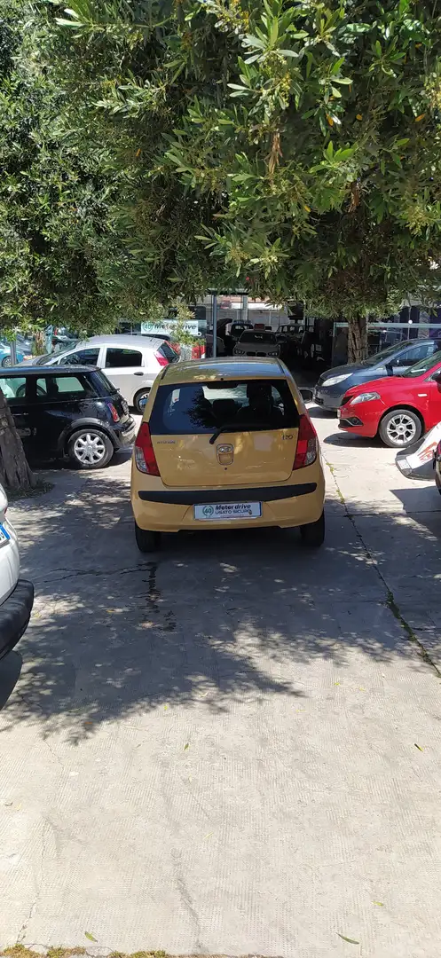 Hyundai i10 i10 1.1 Like Gelb - 2