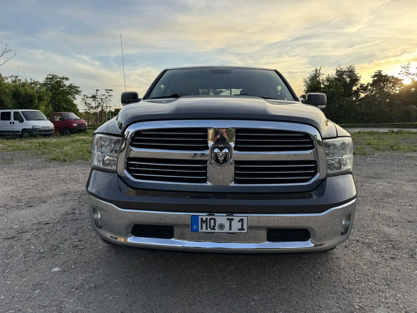 Dodge RAM 1500 - 2