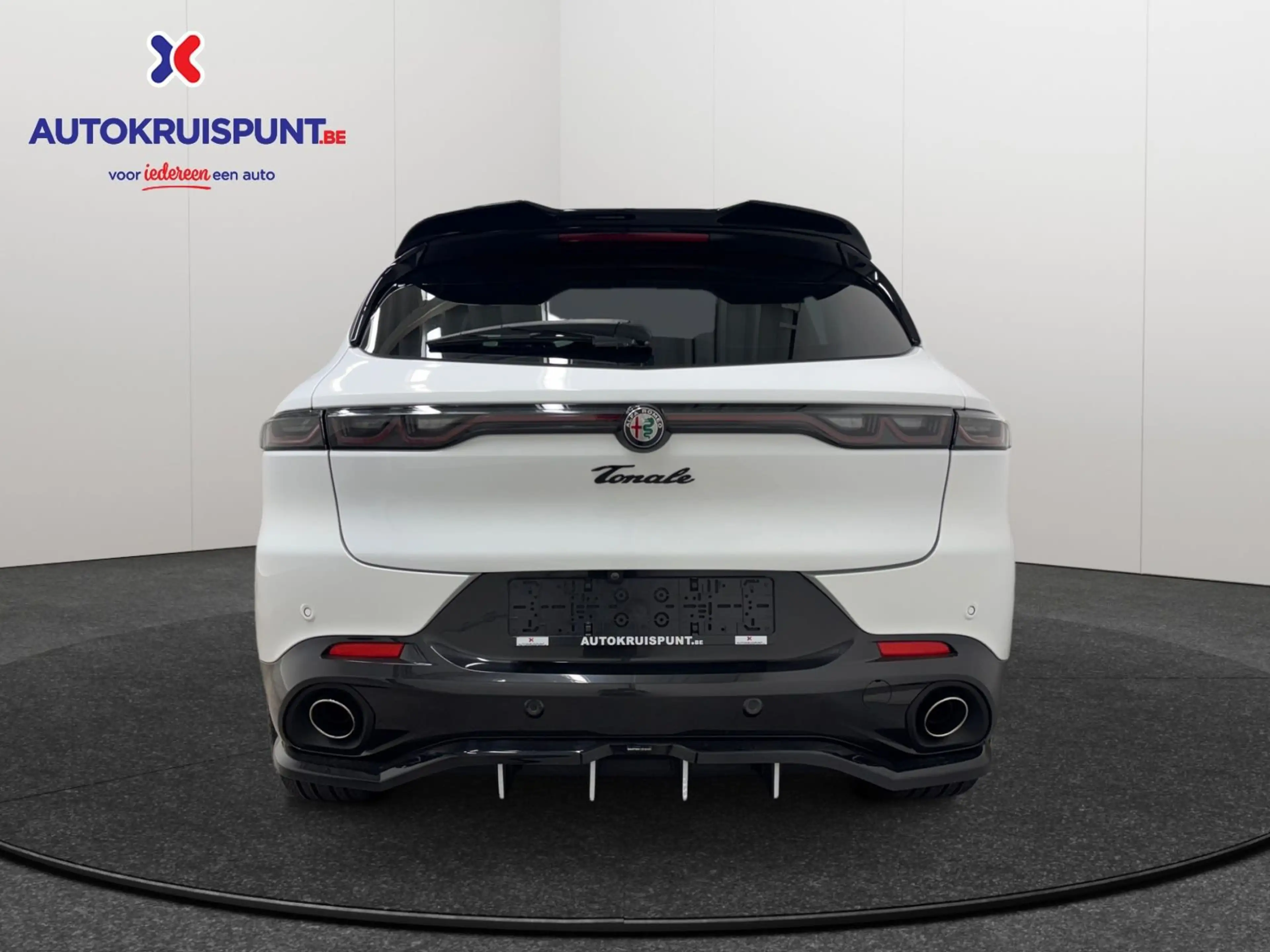 Alfa Romeo Tonale PHEV AT6e Q4 Veloce — photo 4