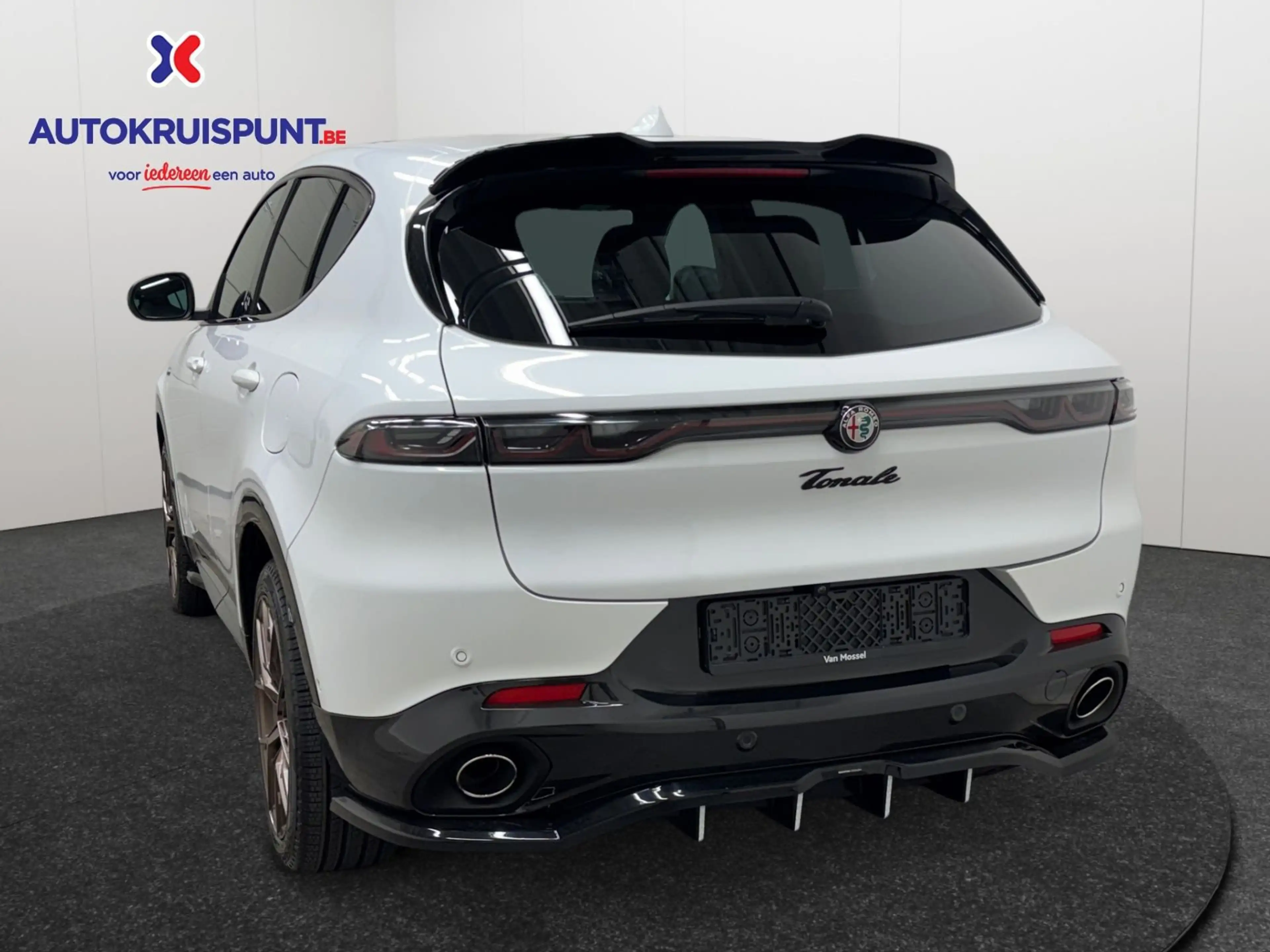 Alfa Romeo Tonale PHEV AT6e Q4 Veloce — photo 3