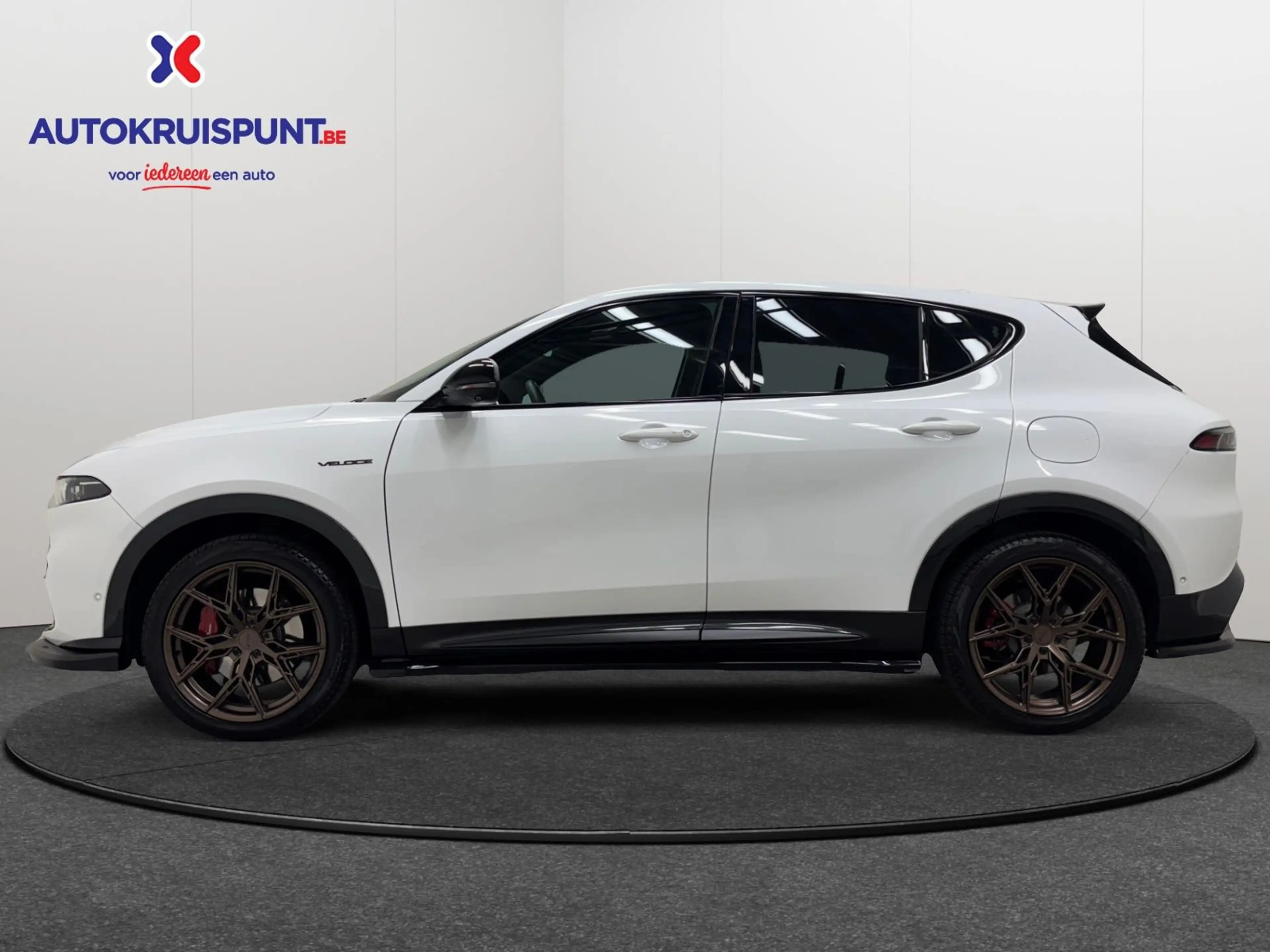 Alfa Romeo Tonale PHEV AT6e Q4 Veloce — photo 2