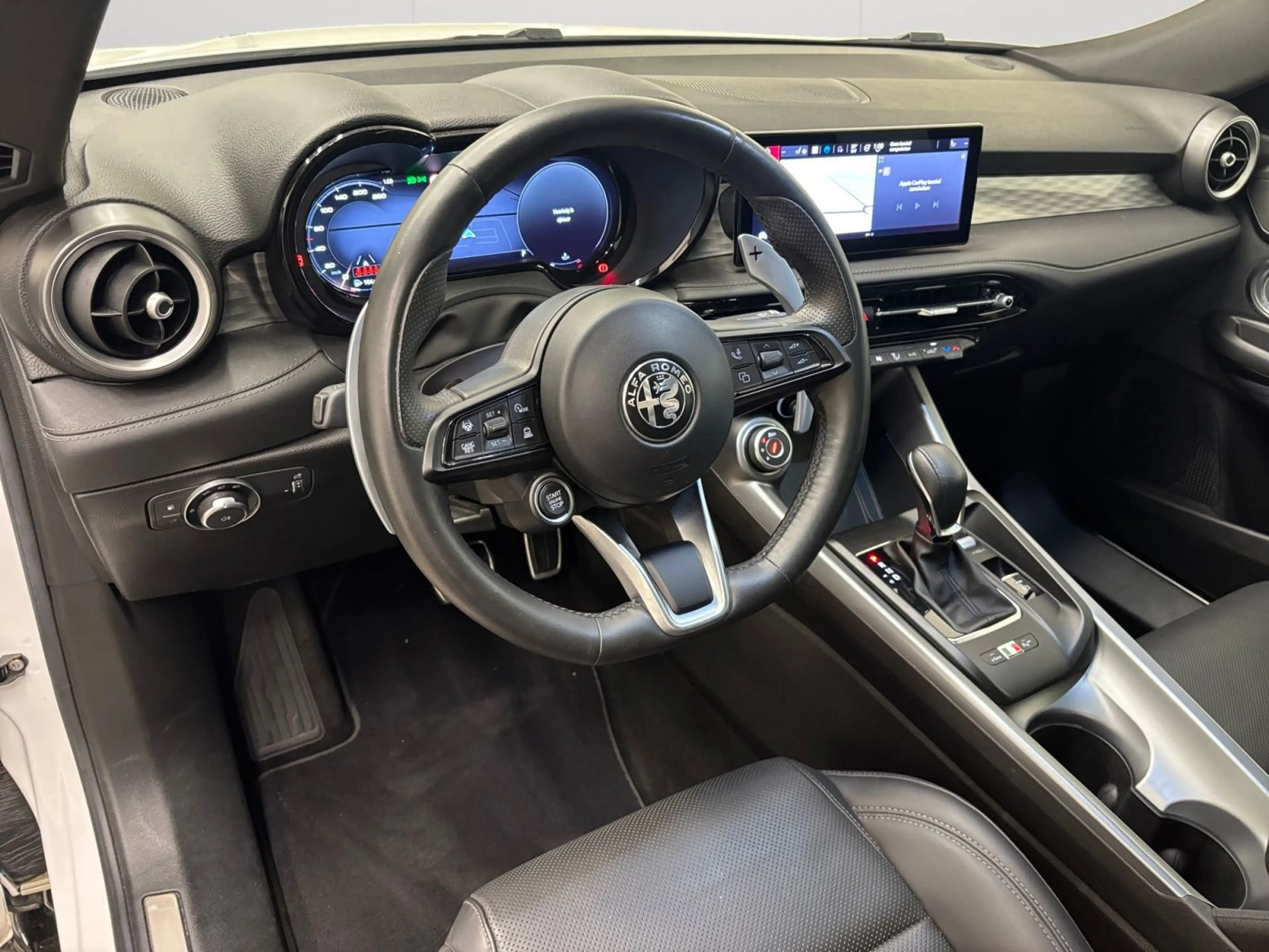 Alfa Romeo Tonale PHEV AT6e Q4 Veloce — photo 6