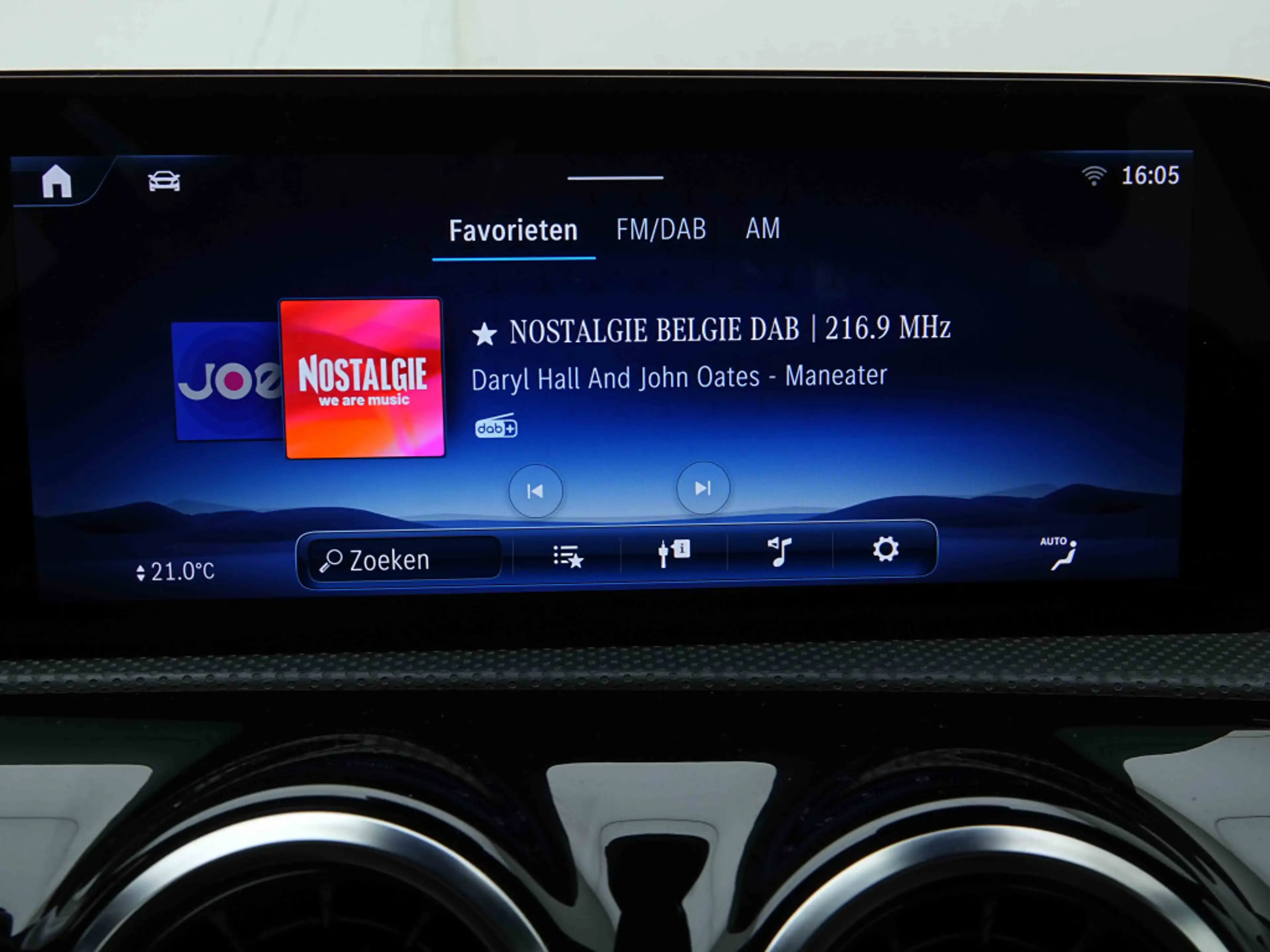Mercedes-Benz A 250 PHEV 218 AUT Progressive | MBUX GPS | CAM | Sport Seats Heated | LED — photo 12