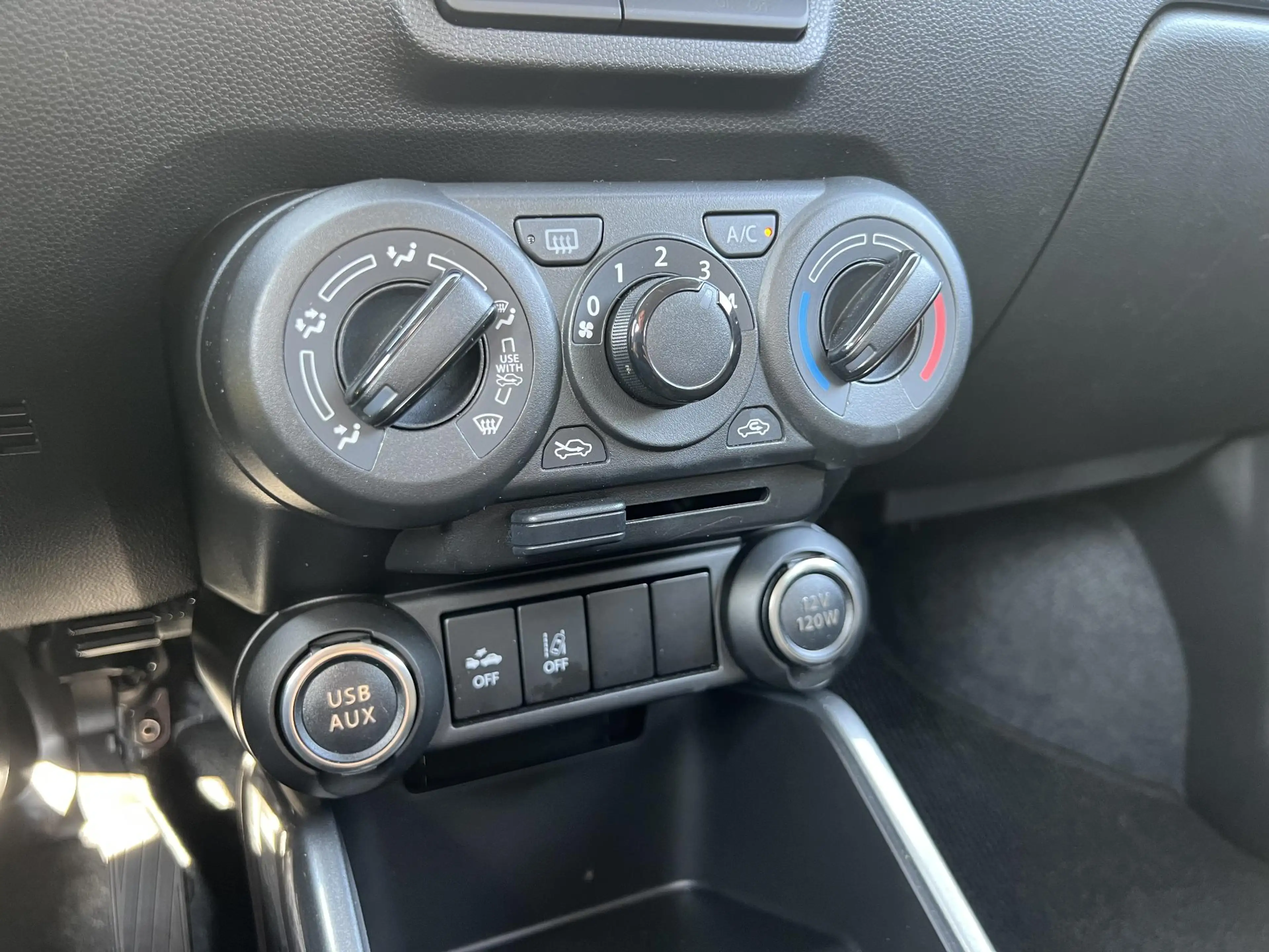 Suzuki Ignis 1.2 Smart Hybrid Select Automaat | Lage Kilometers — photo 21