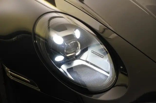 Porsche 992 911 Carrera Ansicht 6