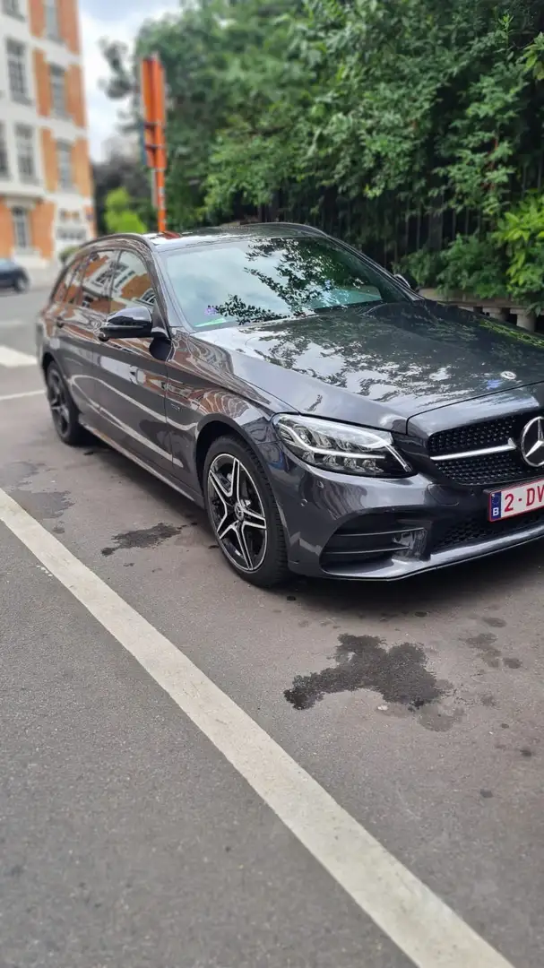 Mercedes-Benz C 300 e T 9G-TRONIC AMG Line - 2
