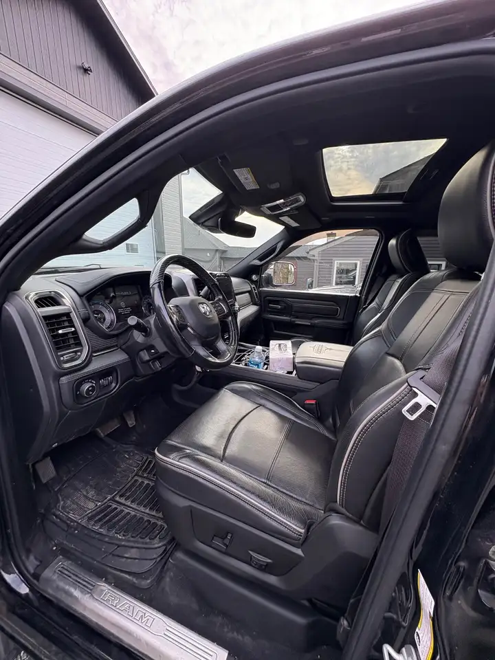 RAM 2500 снимка RAM 2500