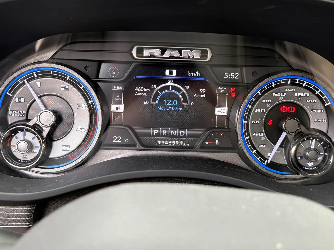 RAM 2500 снимка RAM 2500