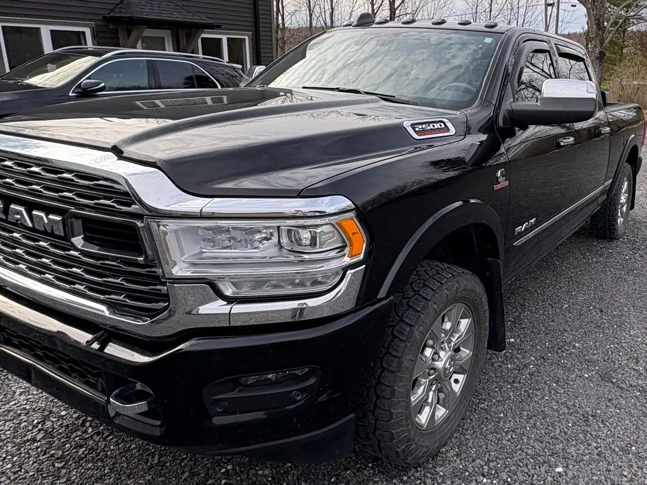 RAM 2500 снимка RAM 2500