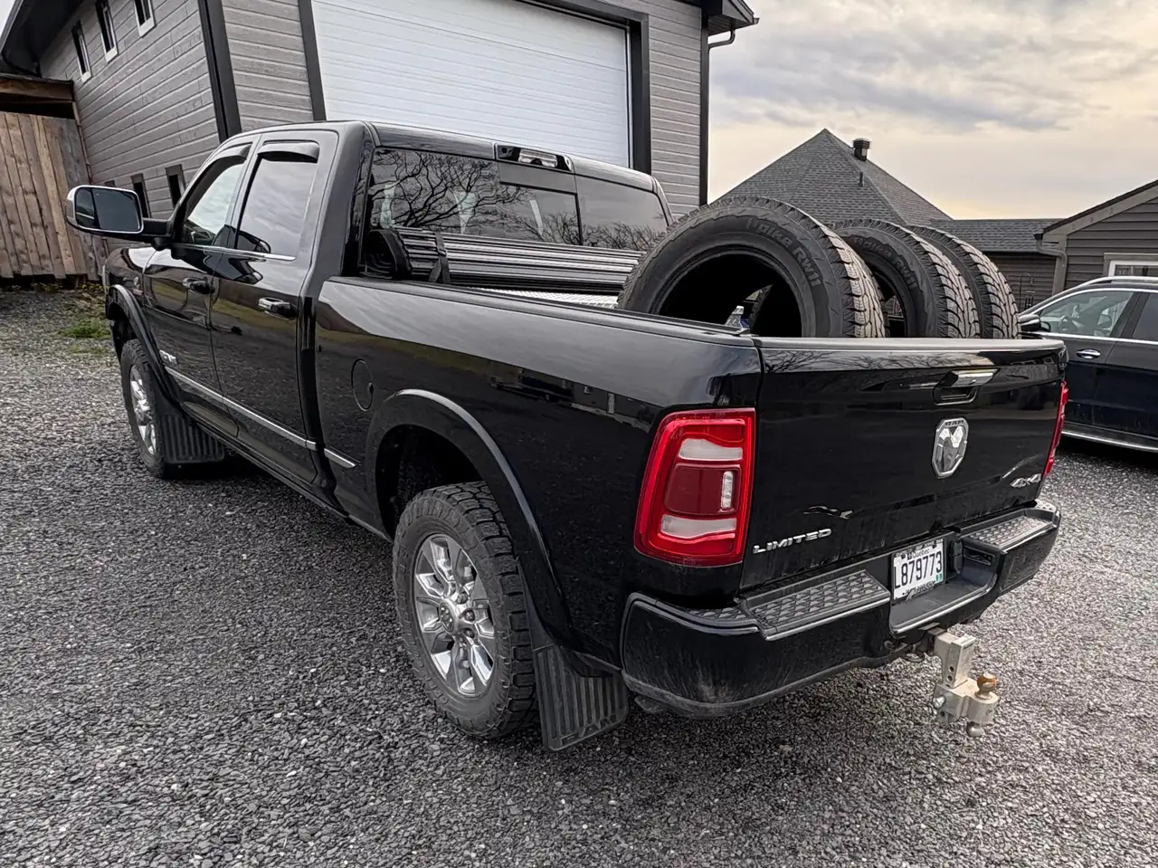 RAM 2500 снимка RAM 2500